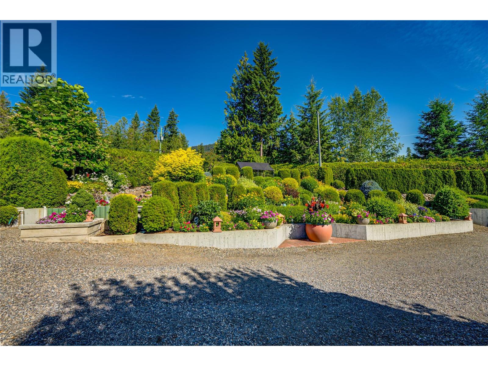 39 Ladyslipper Road Property Photo 50