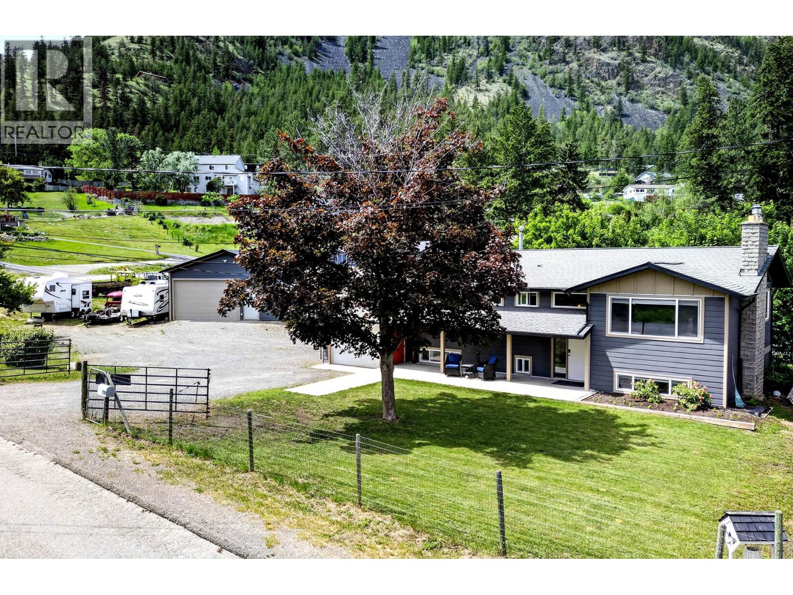 1399 LAMAR Drive
