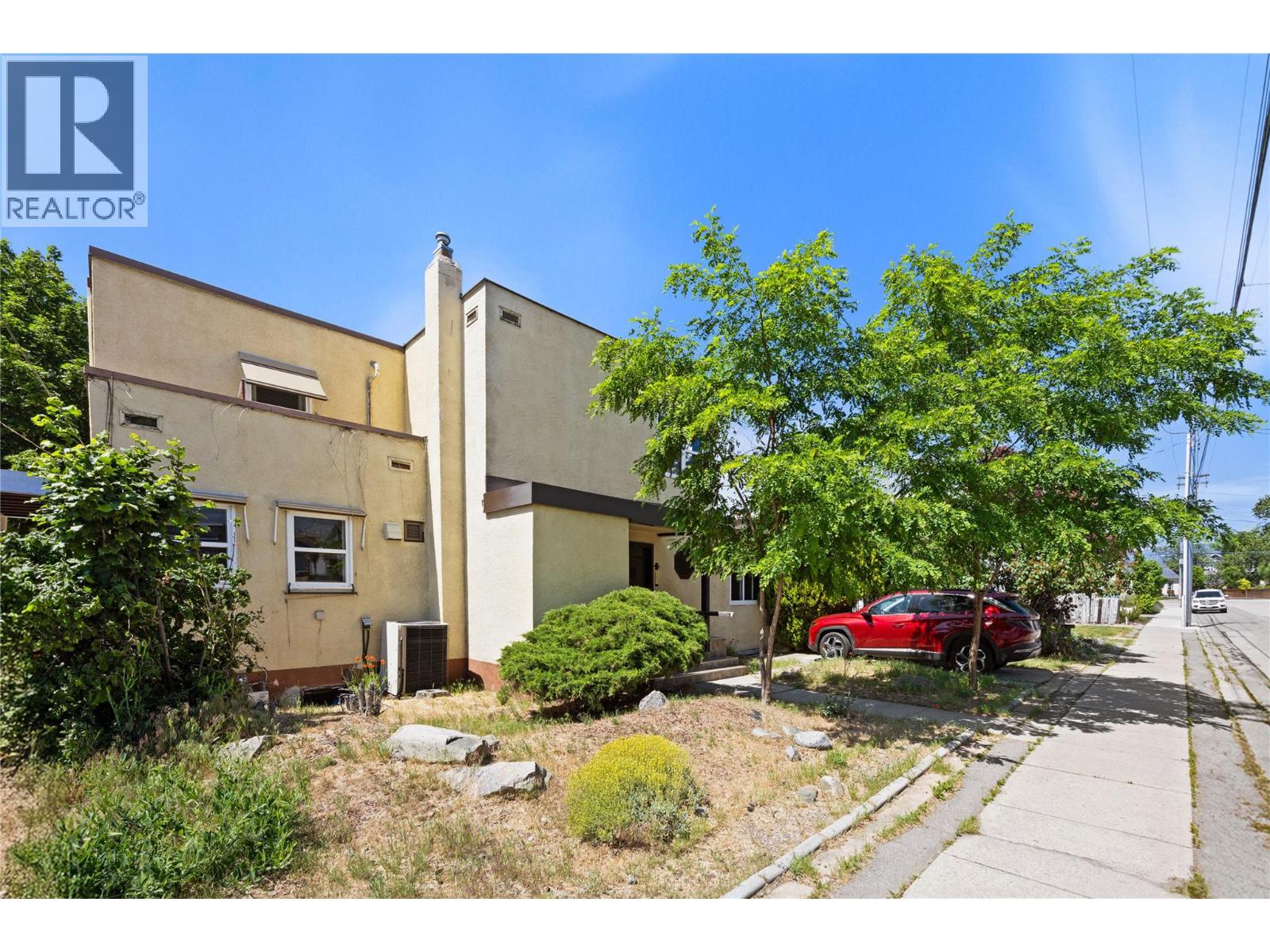 763 Argyle Street Property Photo 1