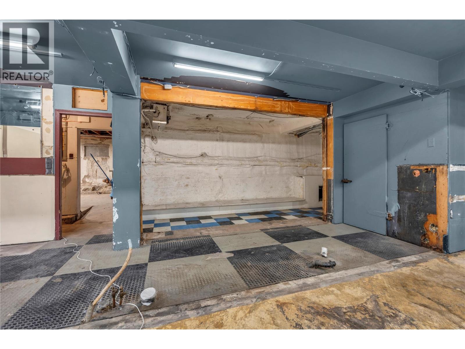 333 Main Street Property Photo 23