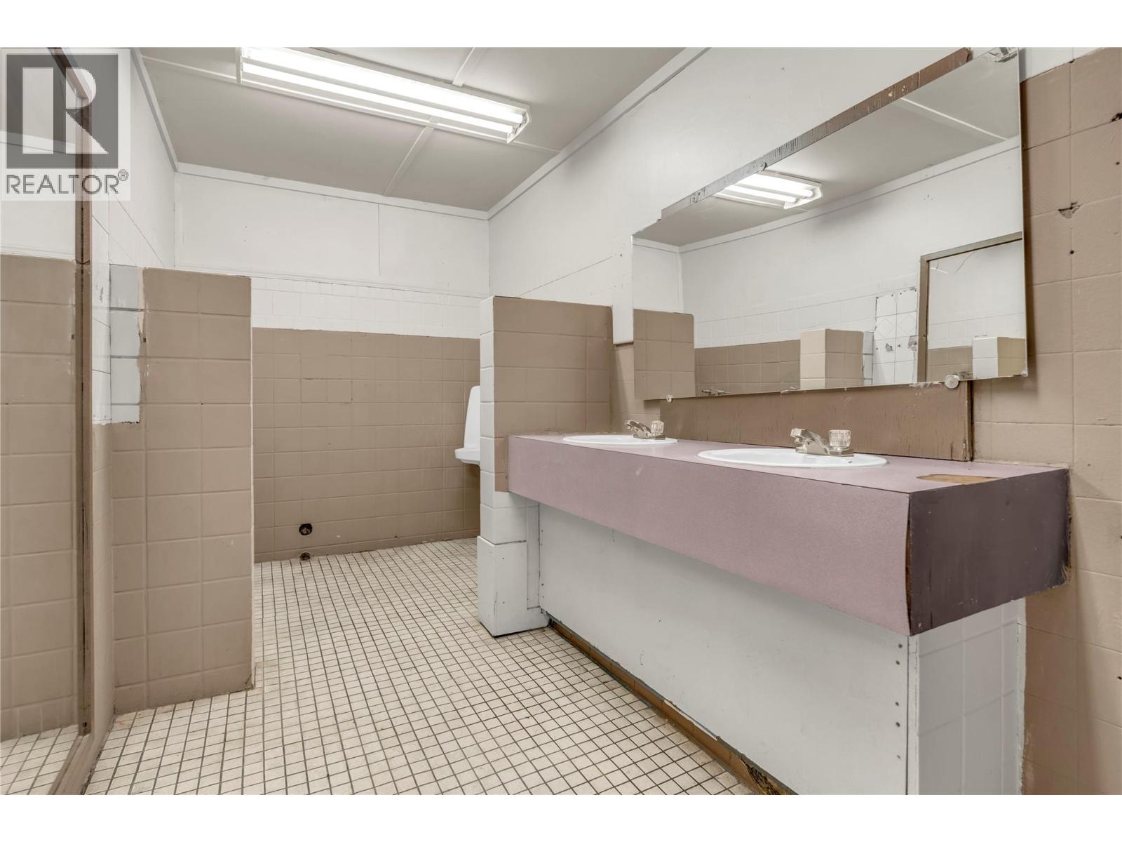 333 Main Street Property Photo 49