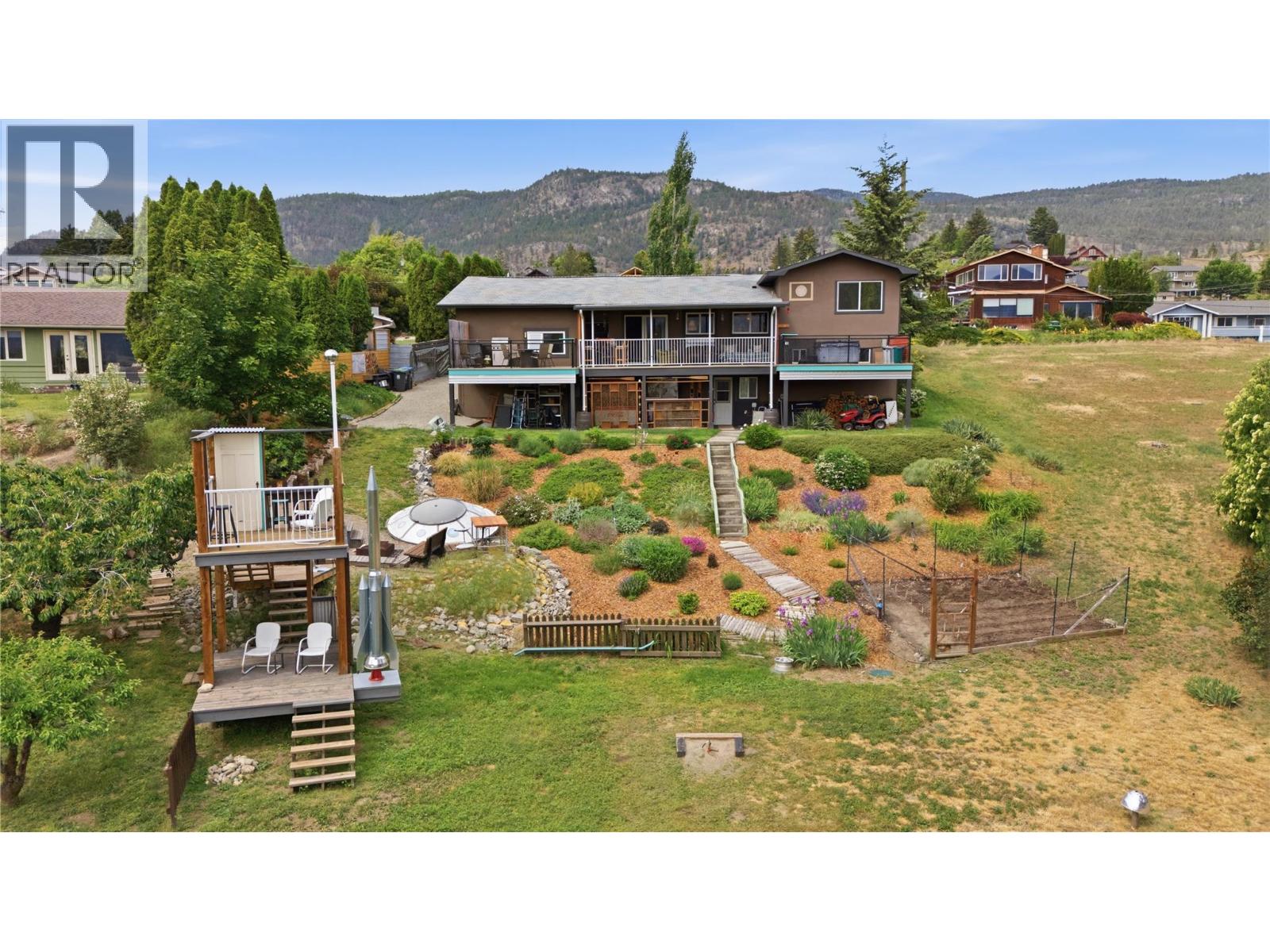 1019 Veteran Drive Property Photo 1