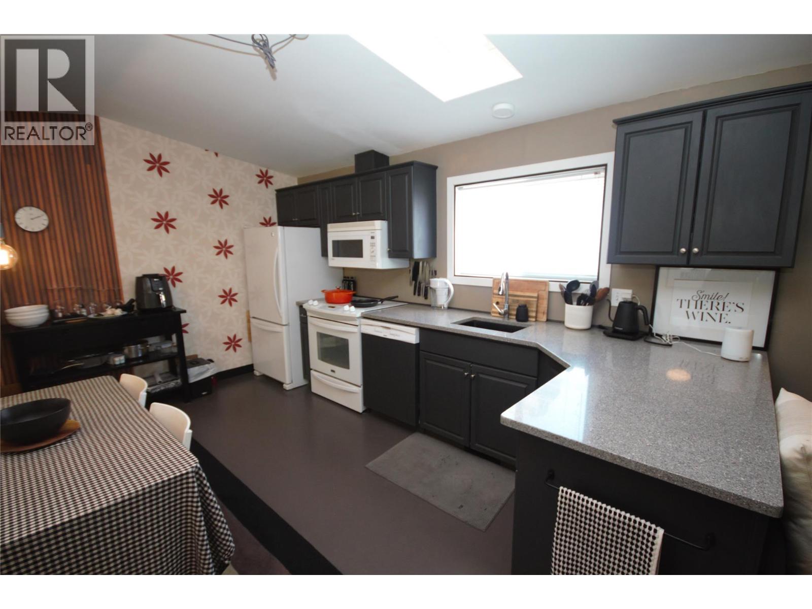 8598 Highway 97 Unit# 40 Property Photo 13
