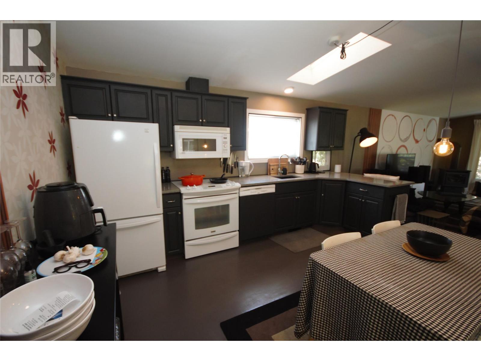 8598 Highway 97 Unit# 40 Property Photo 16