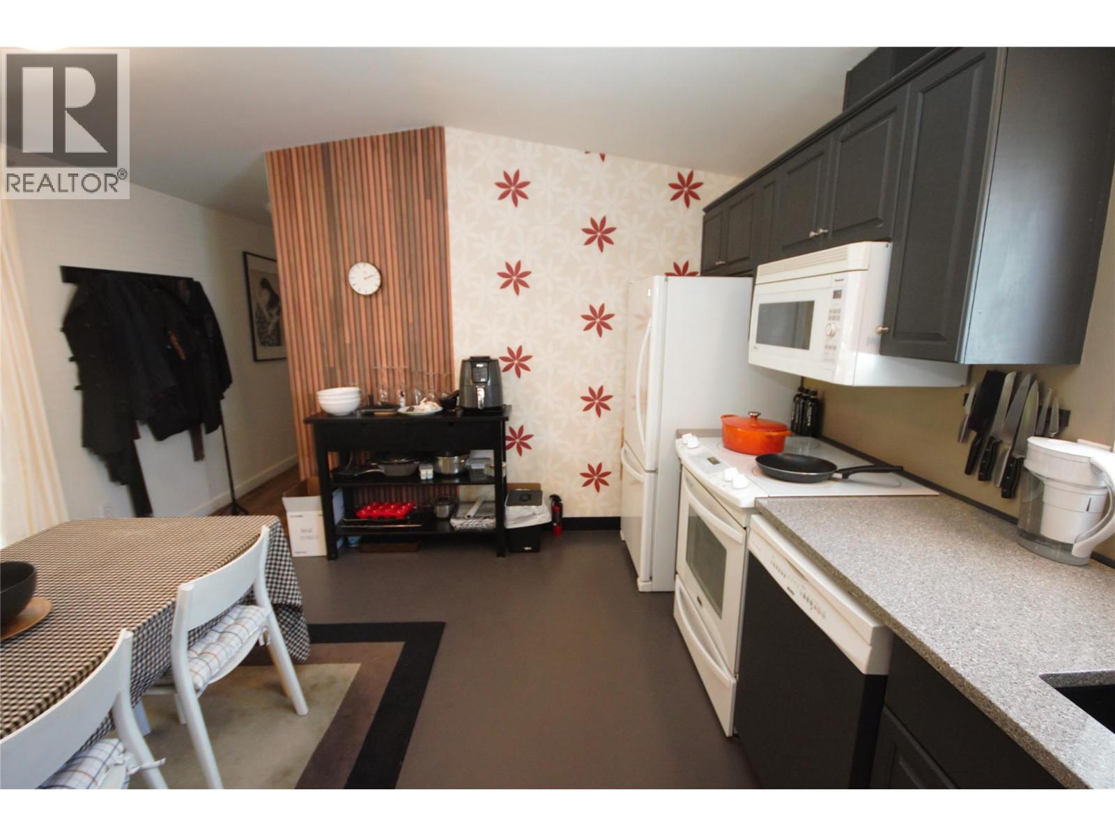 8598 Highway 97 Unit# 40 Property Photo 18
