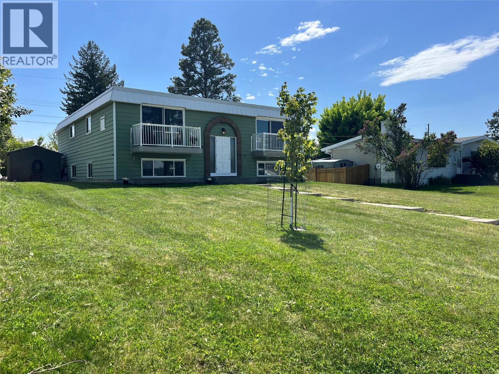 217 8th Street S Property Photo 2