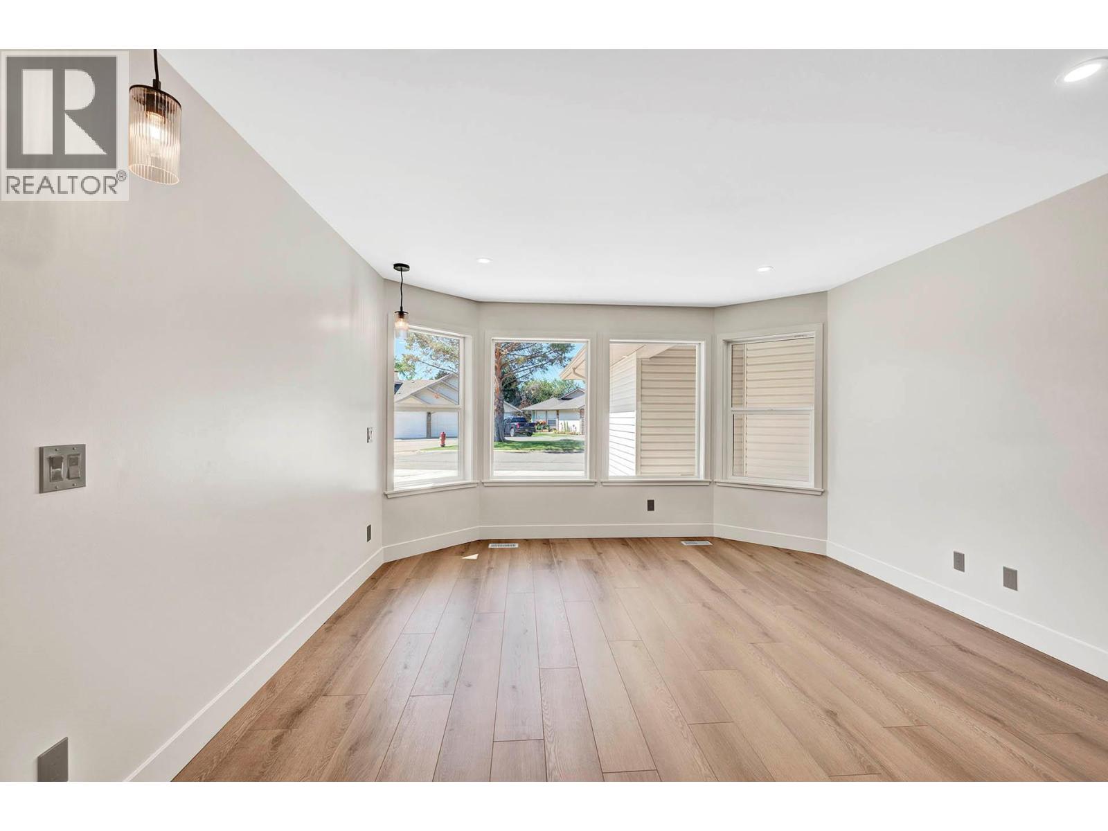 312 Arbutus Street Unit# 28 Property Photo 16