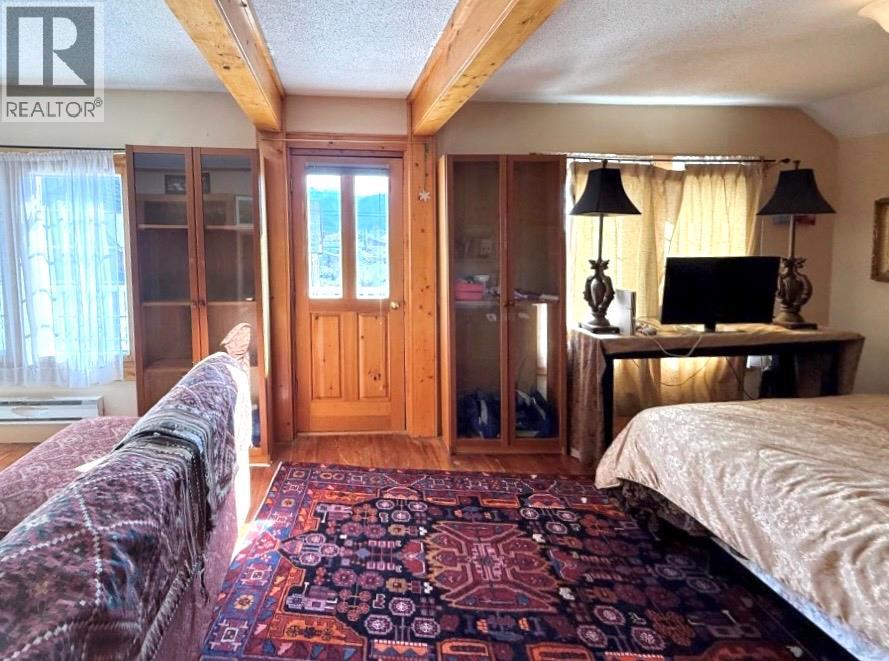 9215 Main Avenue Property Photo 28