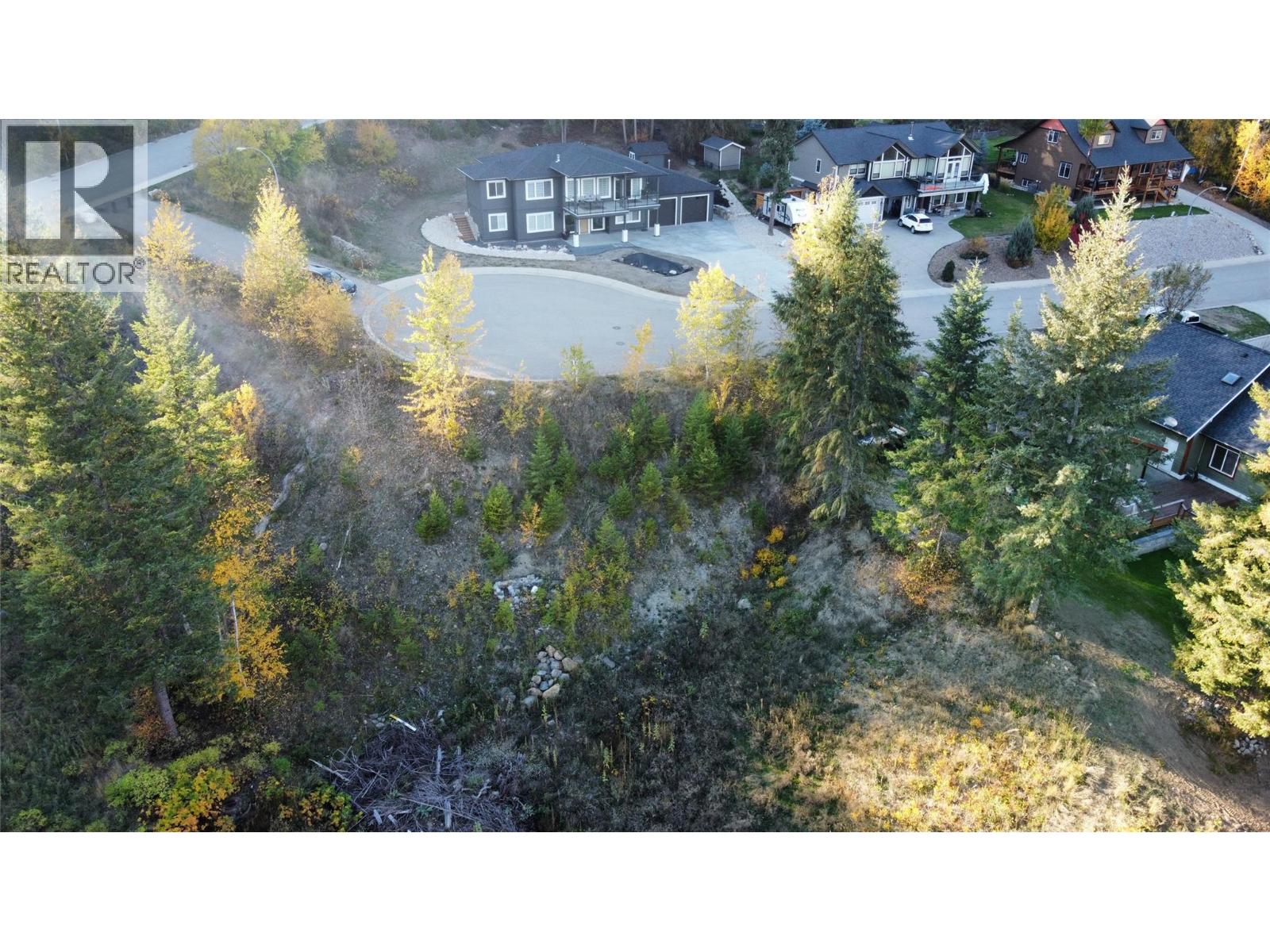 2571 Cedar Ridge Court Property Photo 1