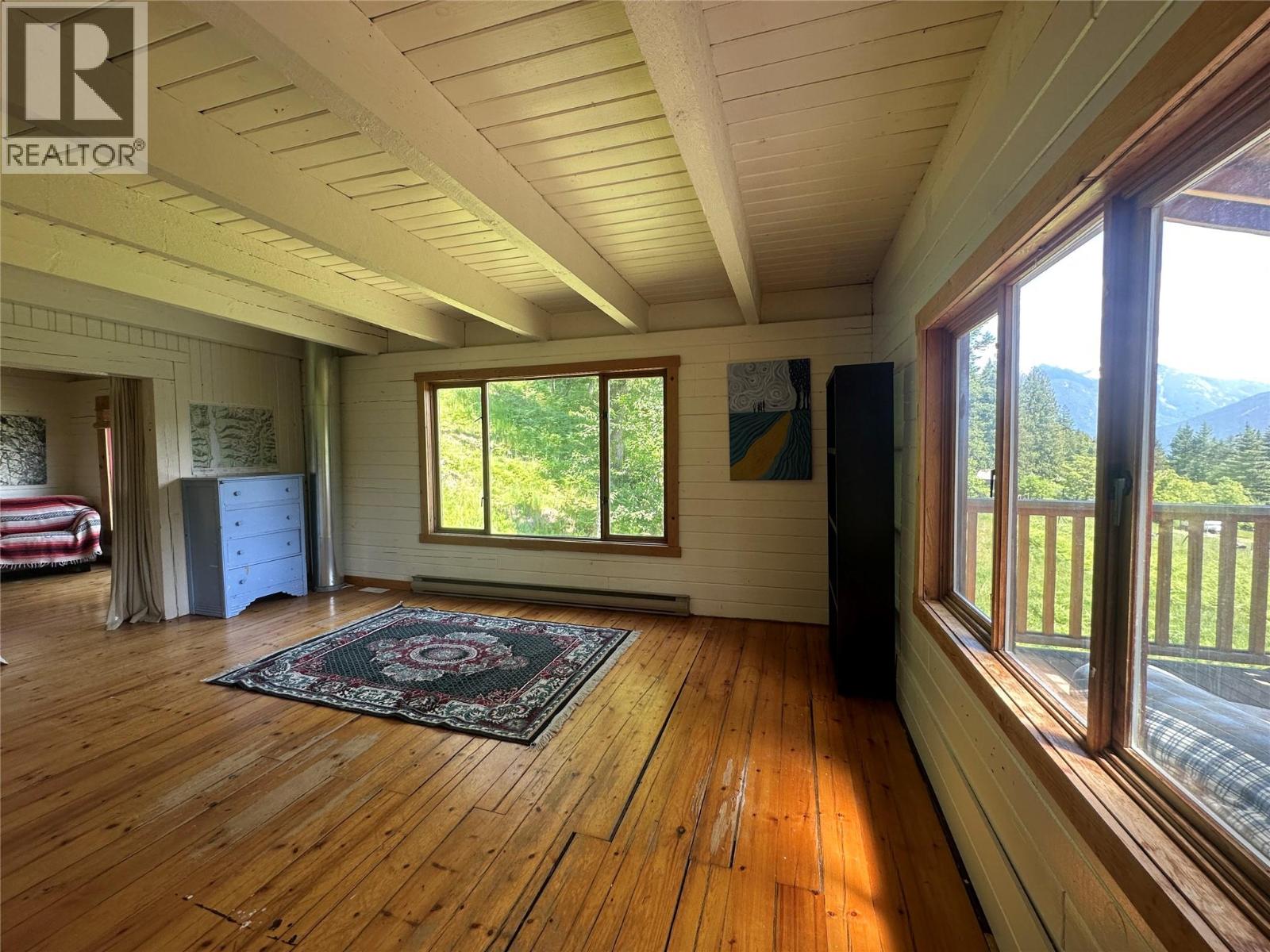 1482 Zwicky Road Property Photo 11