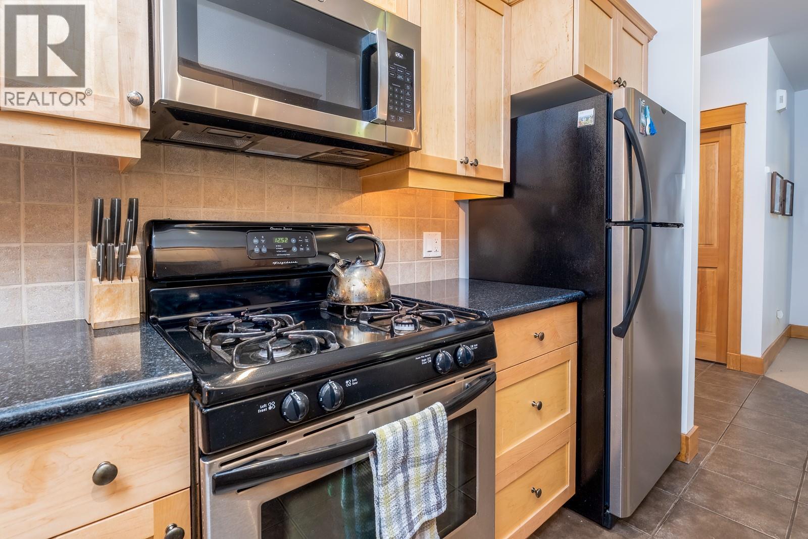 1005 Mountain View Road Unit# 2e Property Photo 8