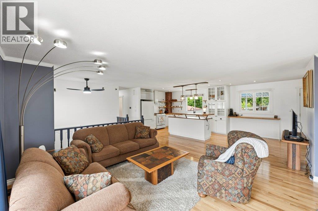 6622 Mountainview Drive Property Photo 14