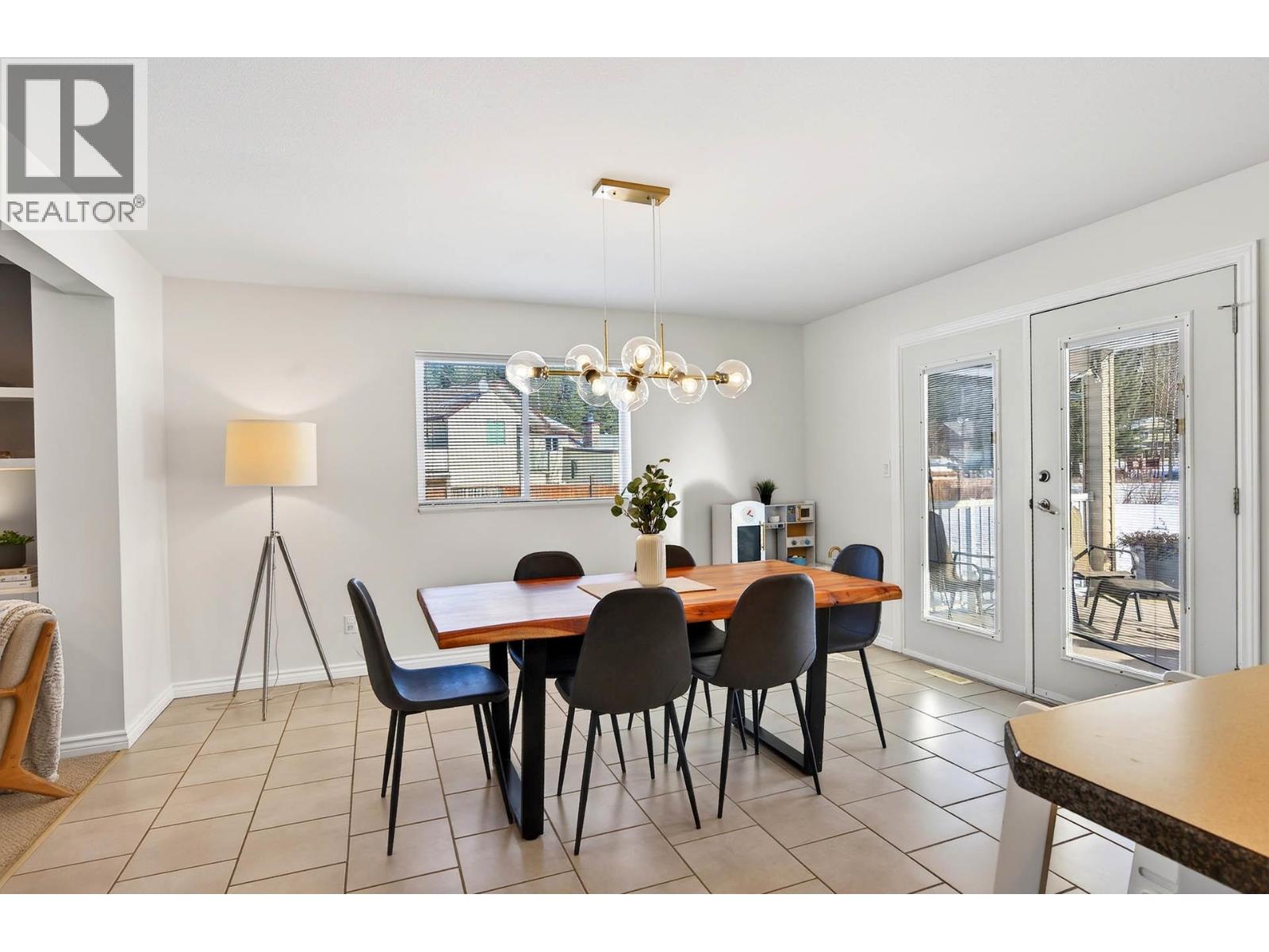 370 Wyndhaven Place Property Photo 11