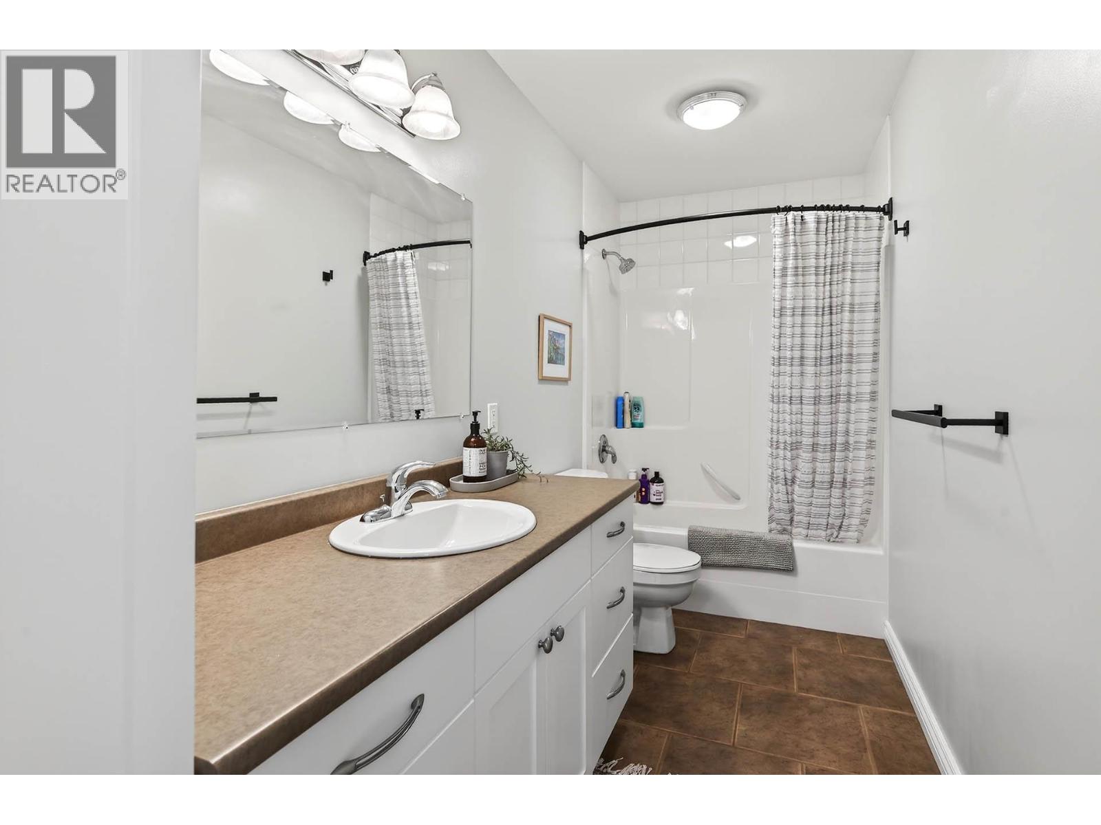 370 Wyndhaven Place Property Photo 20