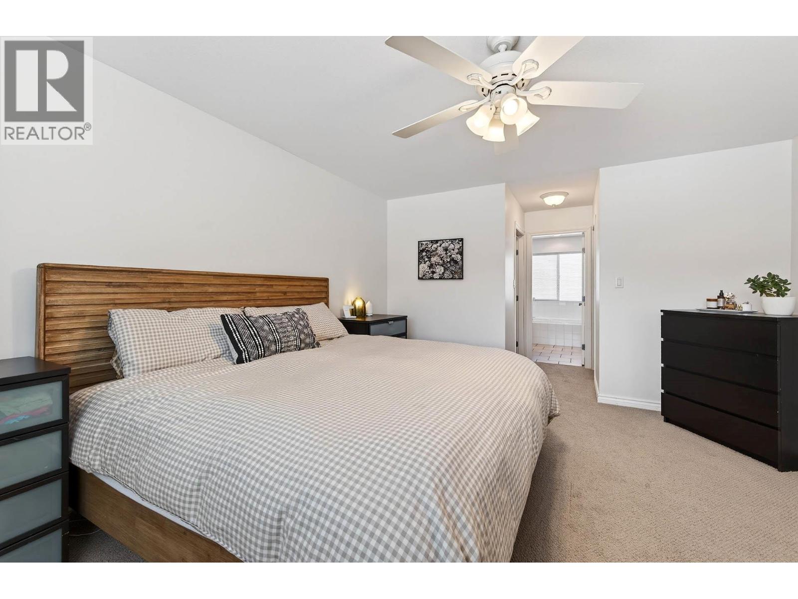 370 Wyndhaven Place Property Photo 25