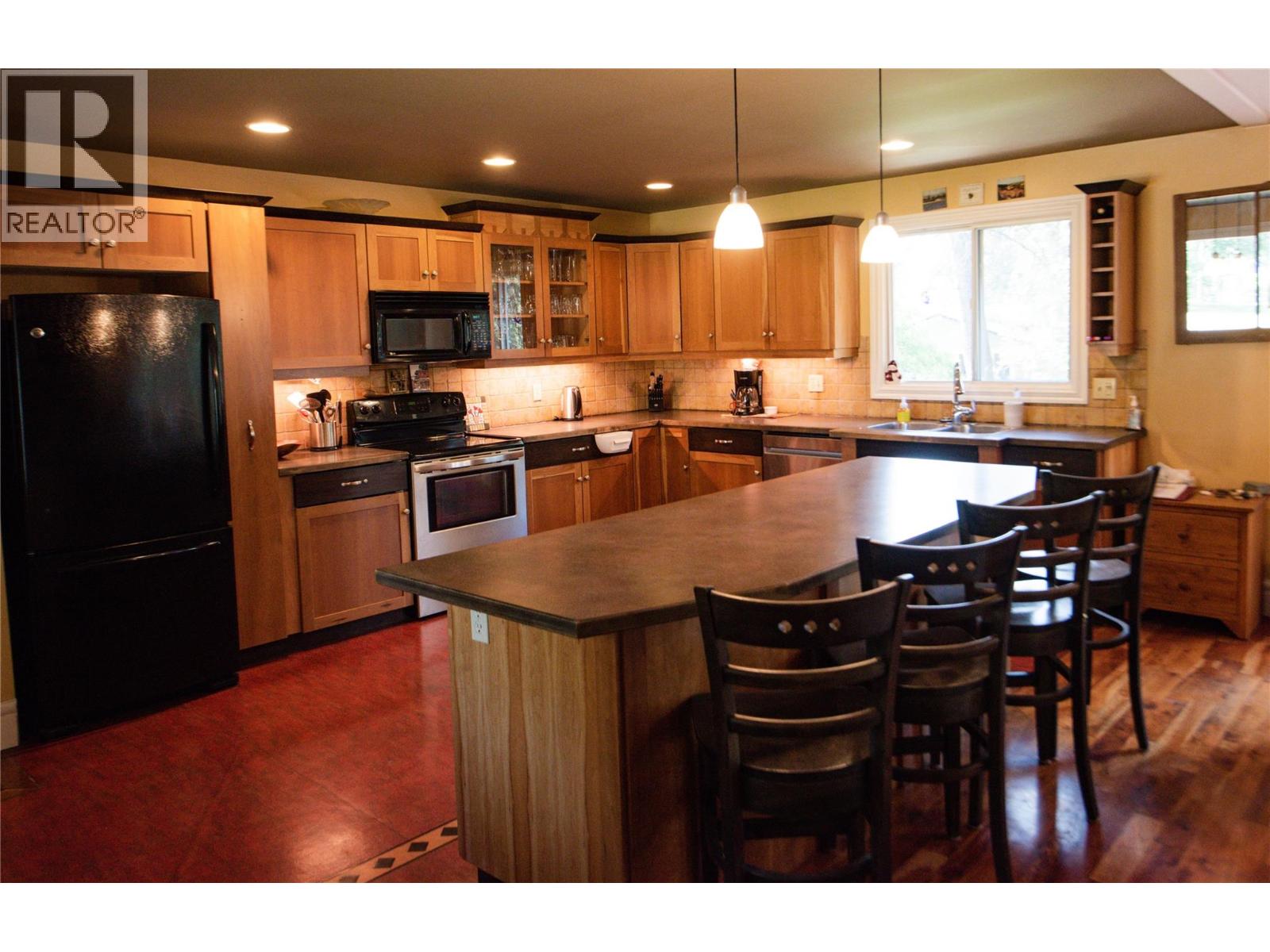 1306 Selkirk Drive Property Photo 6