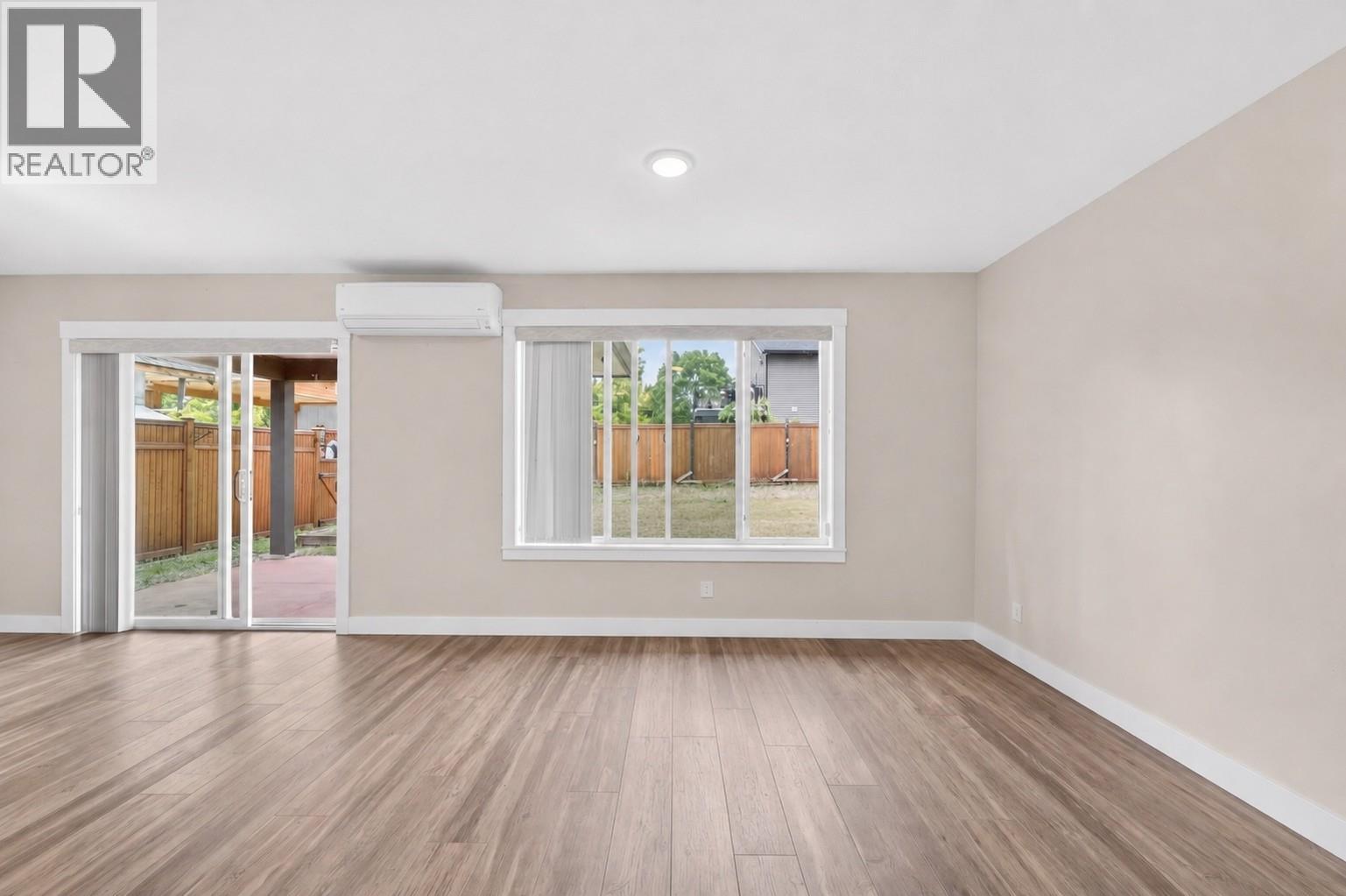 5480 Canoe Beach Drive Ne Property Photo 10