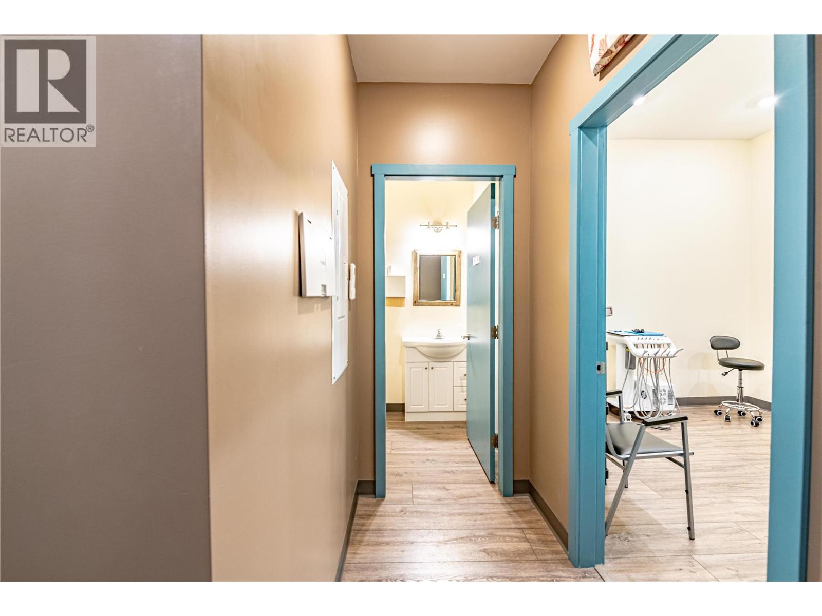 313 Railway Avenue Property Photo 19
