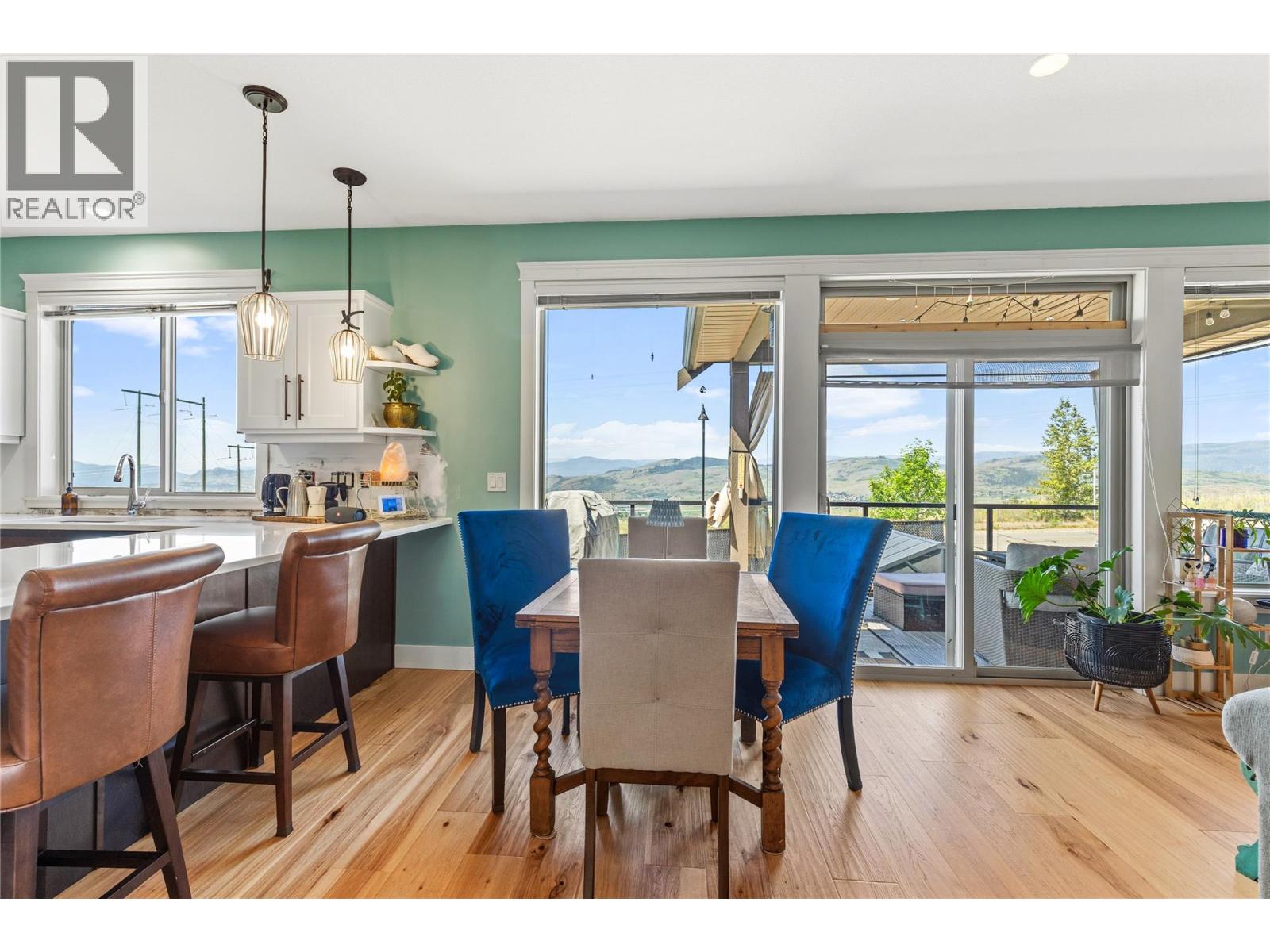 6552 Blackcomb Place Property Photo 6