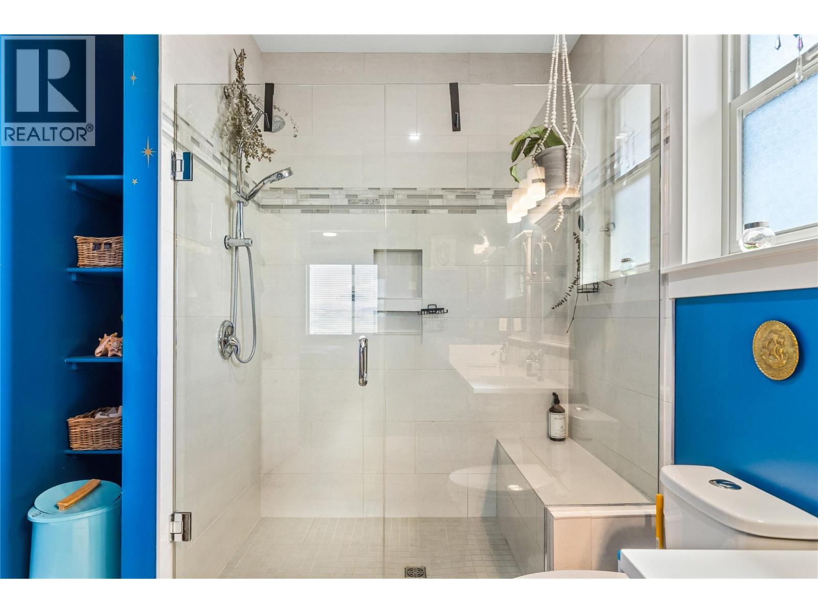 6552 Blackcomb Place Property Photo 40