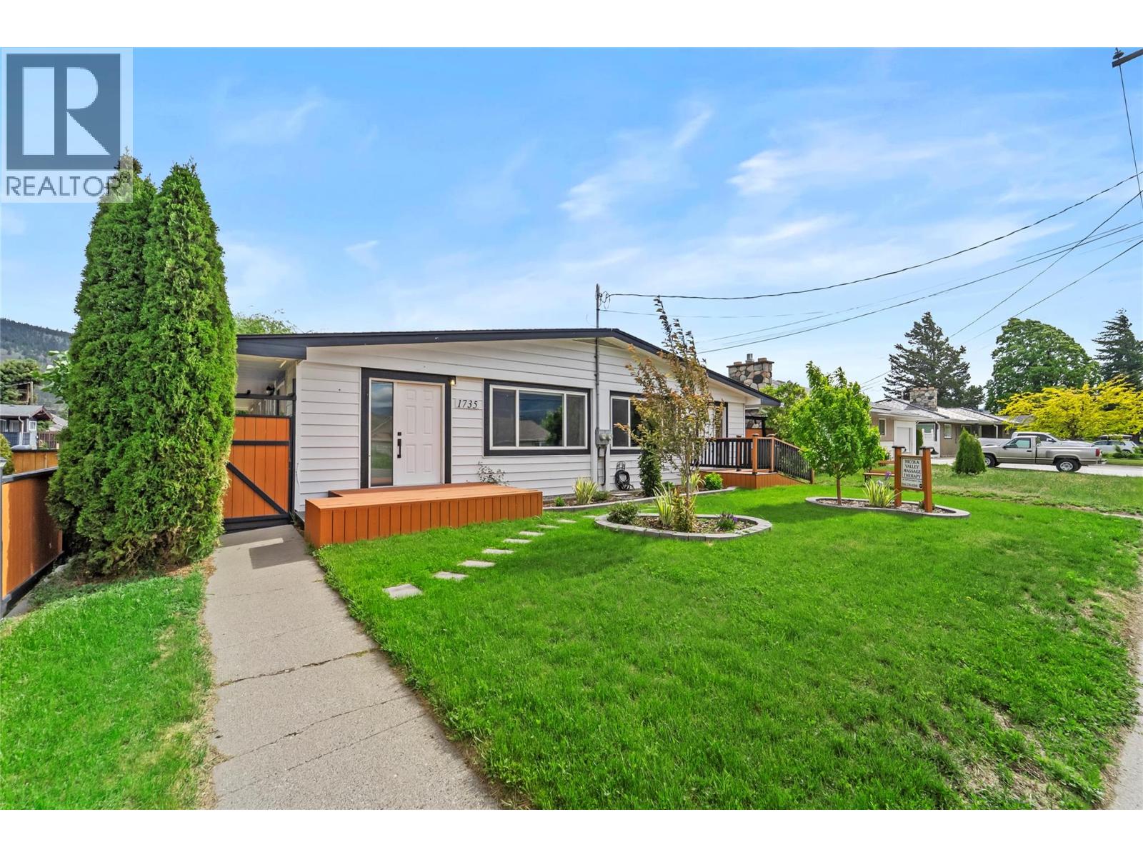 1735 Quilchena Avenue Property Photo 2