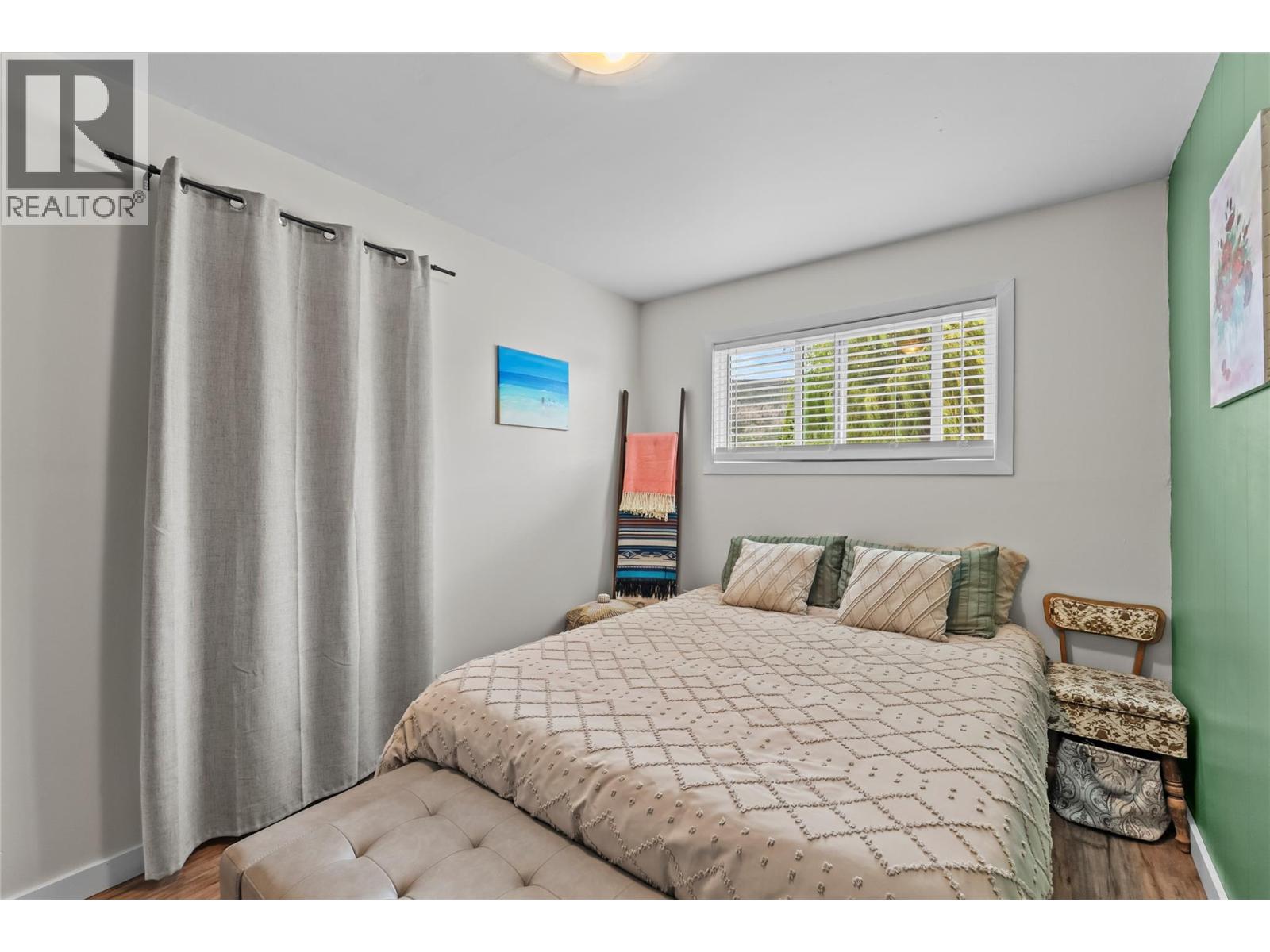 1735 Quilchena Avenue Property Photo 11