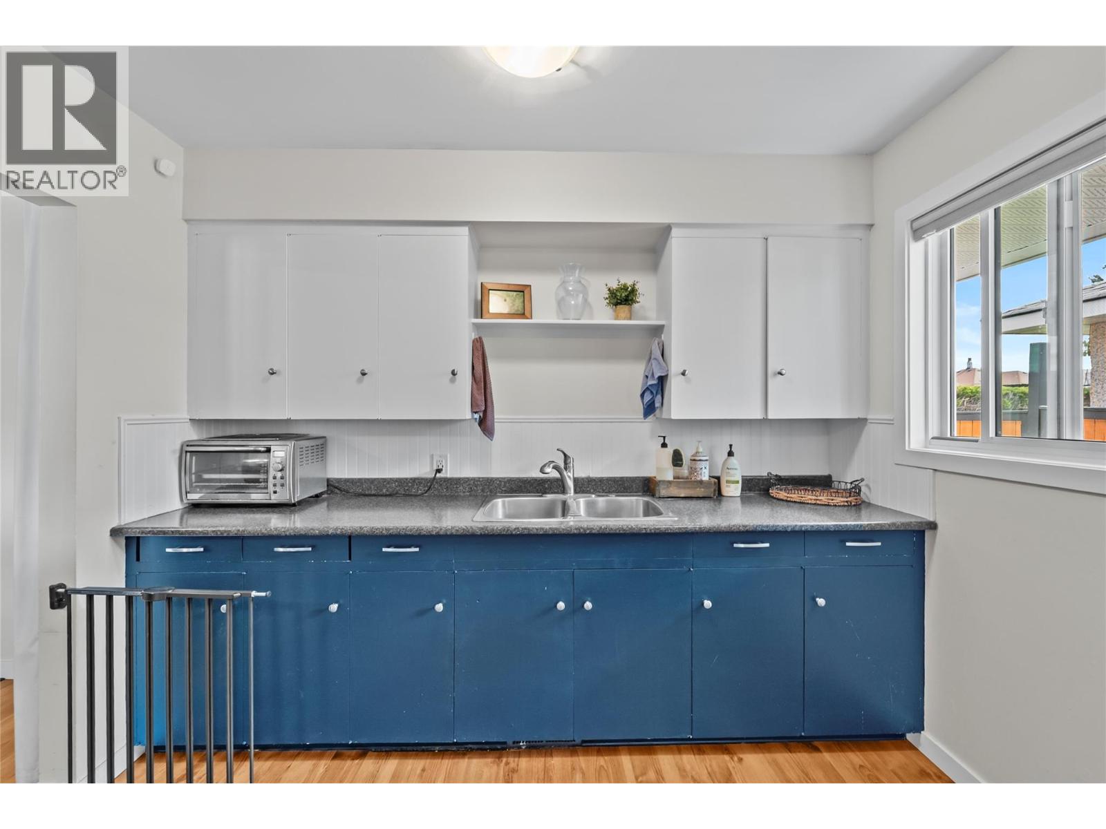 1735 Quilchena Avenue Property Photo 28