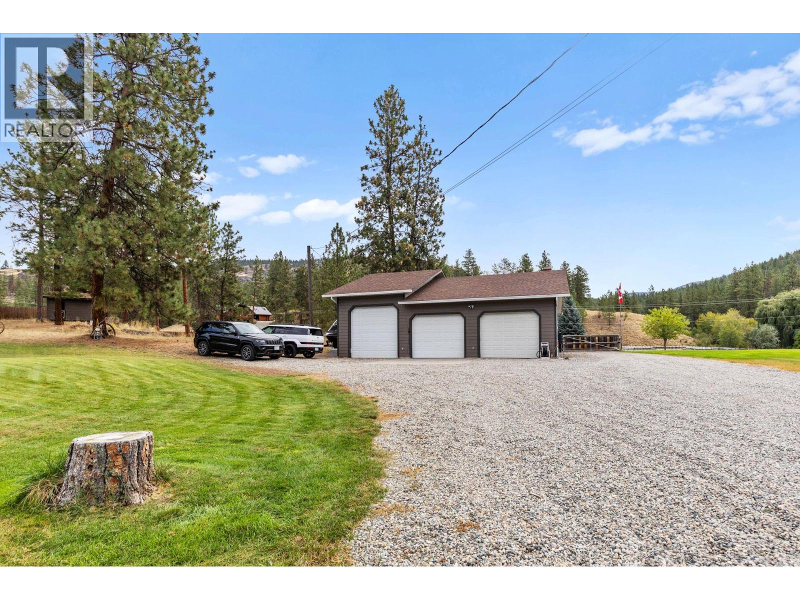 602 Johnson Crescent Property Photo 26