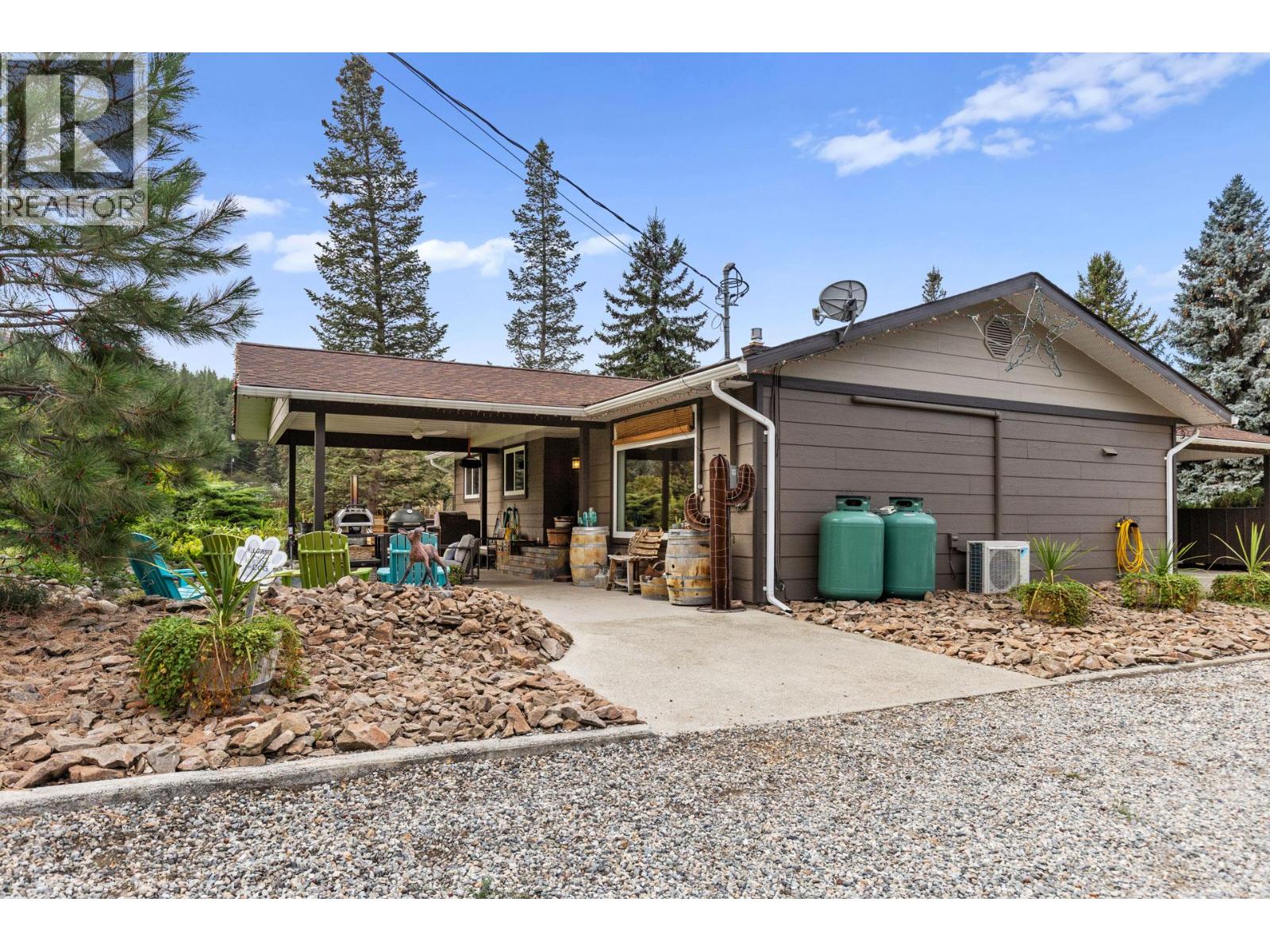602 Johnson Crescent Property Photo 32