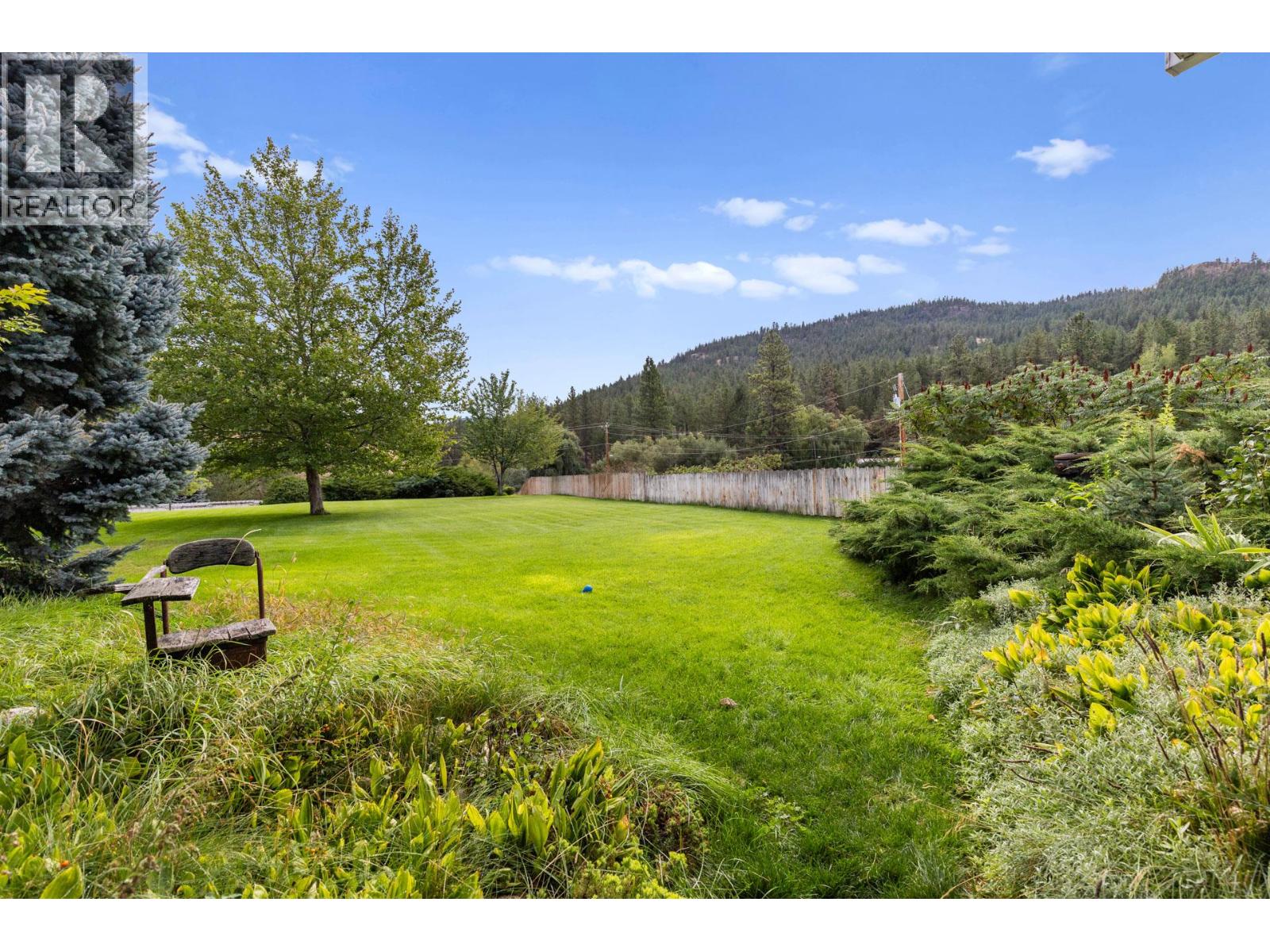 602 Johnson Crescent Property Photo 43