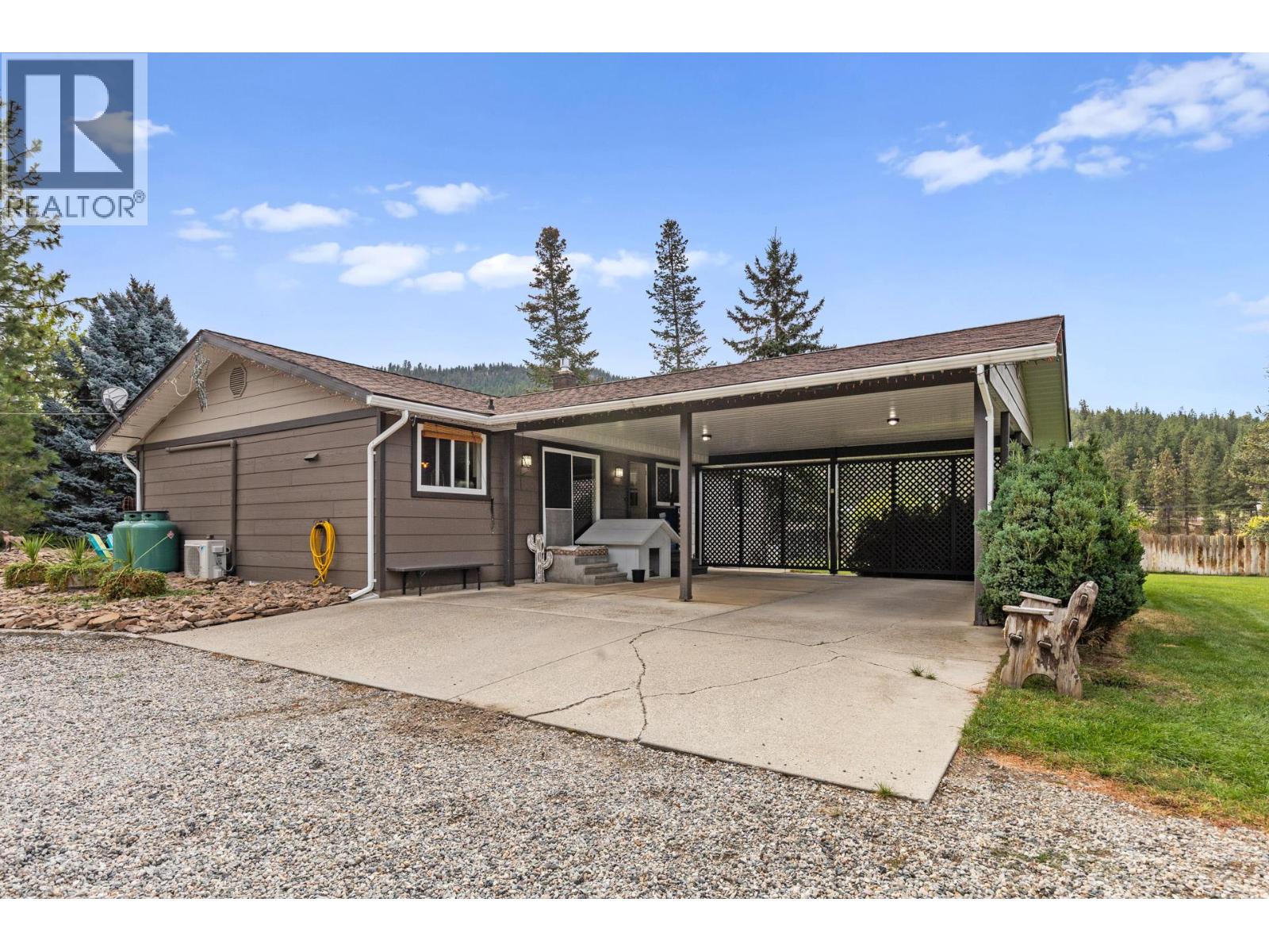 602 Johnson Crescent Property Photo 44