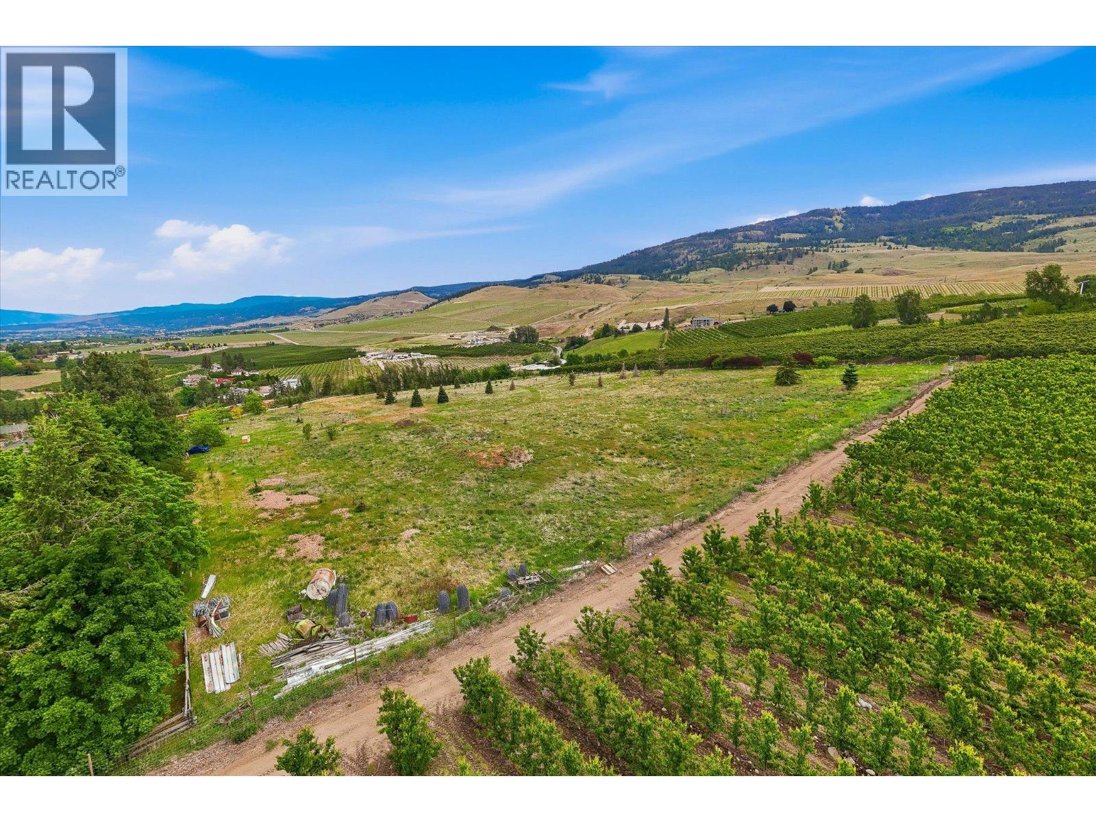 1735 Swainson Road Property Photo 9