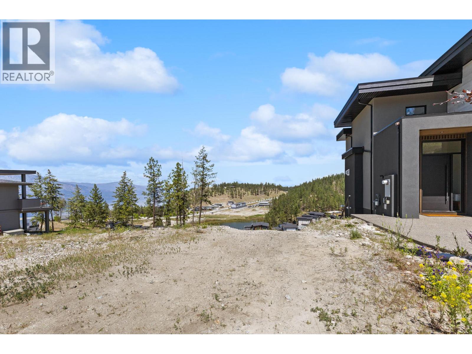 3183 Hilltown Drive Property Photo 4