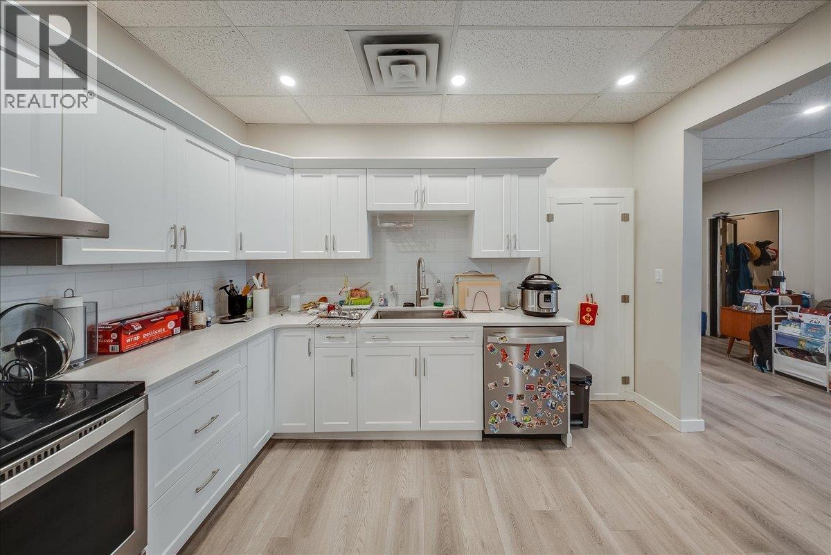 1500 Cedar Avenue Property Photo 10
