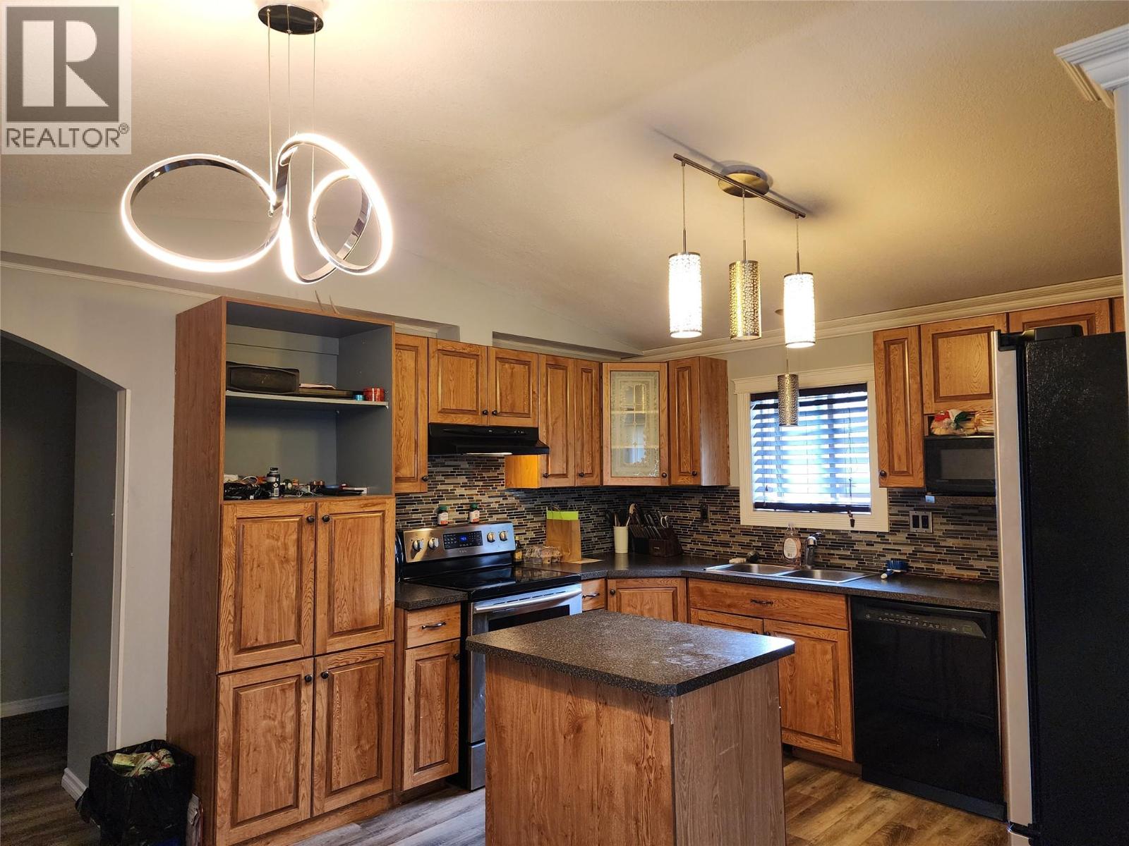 6450 7th Street Property Photo 10