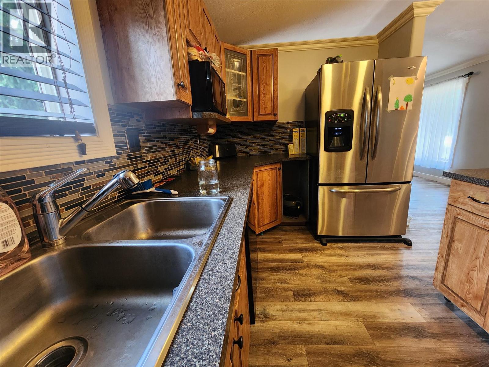 6450 7th Street Property Photo 11