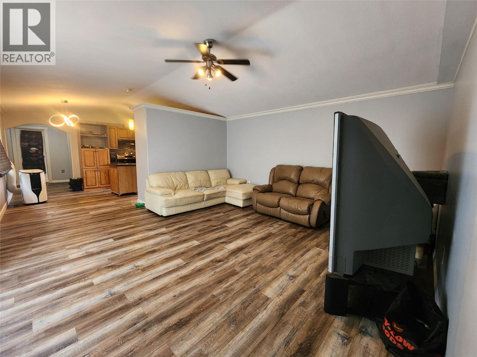 6450 7th Street Property Photo 12