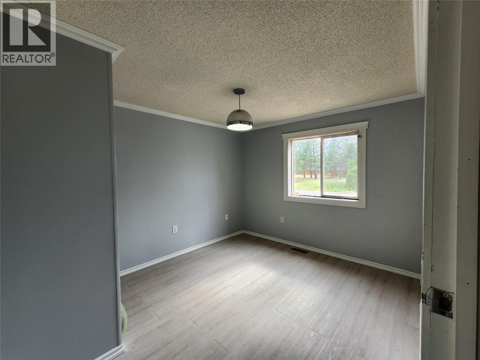 6450 7th Street Property Photo 15