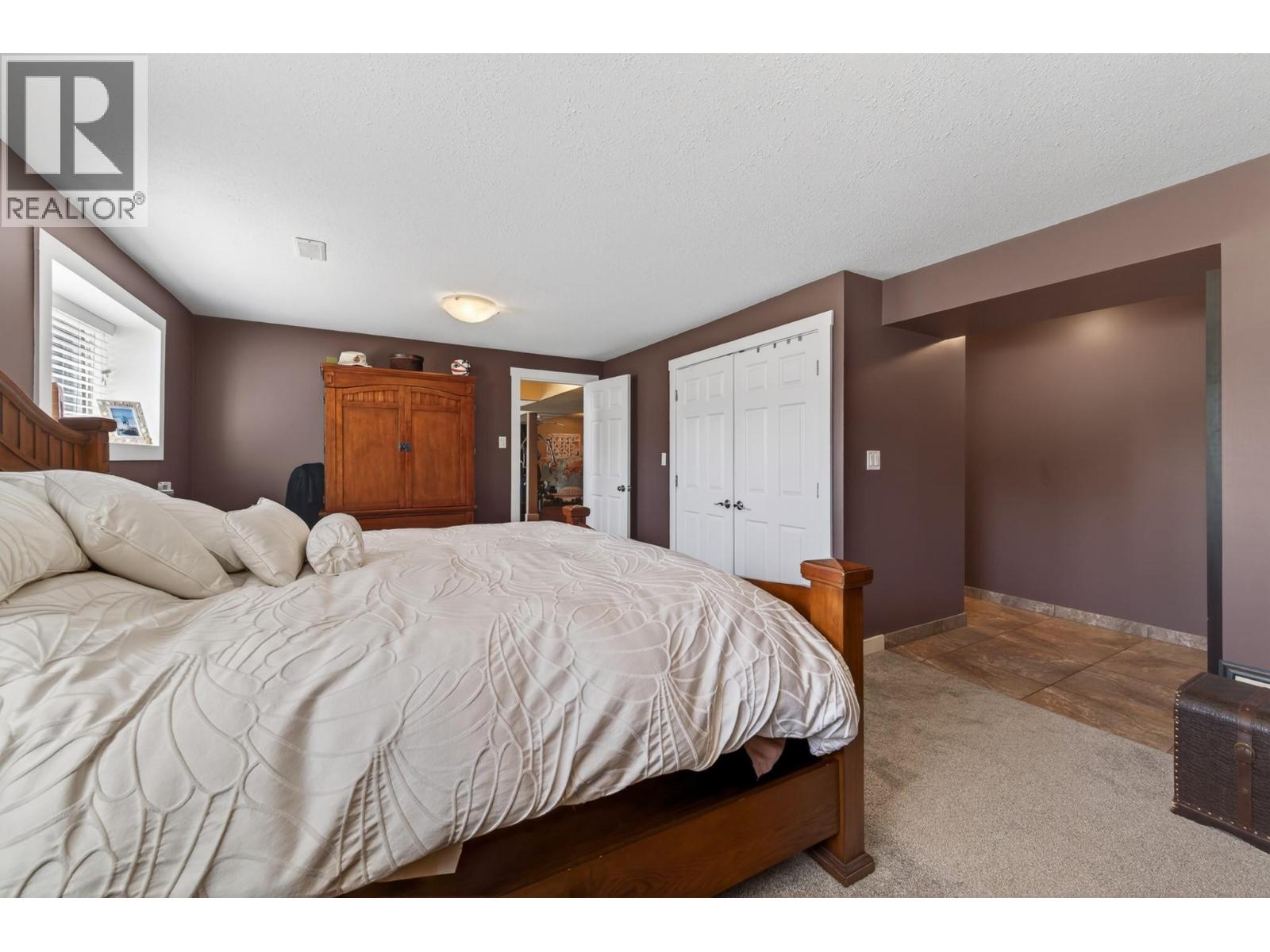 976 Holt Street Property Photo 24