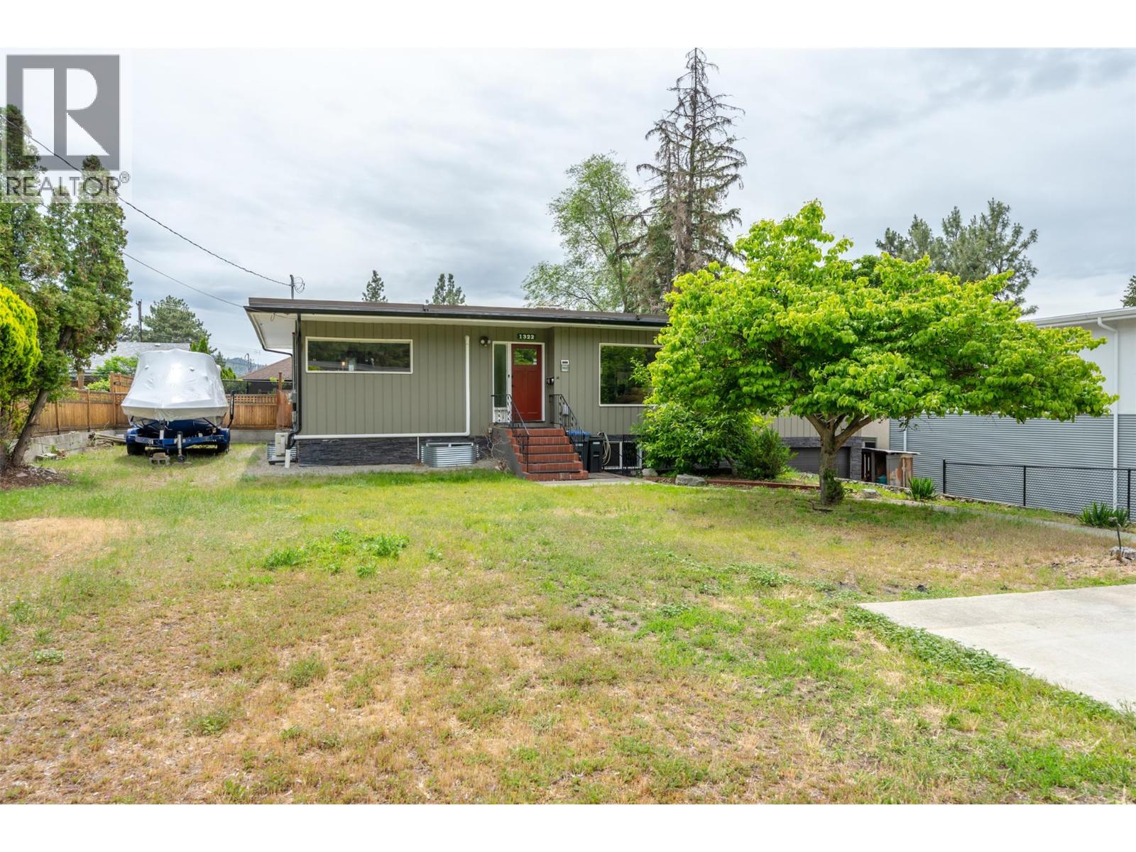 1322 Ridgedale Avenue Property Photo 1