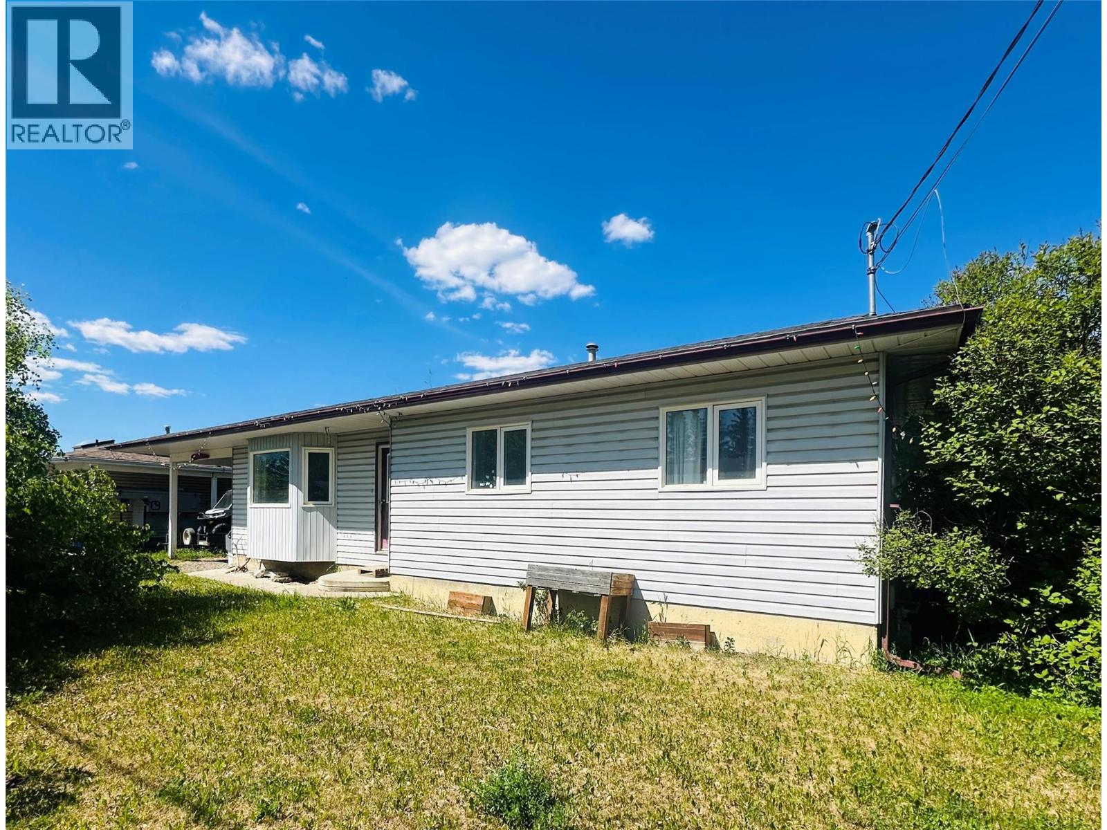 4108 52a Place Ne Property Photo 1