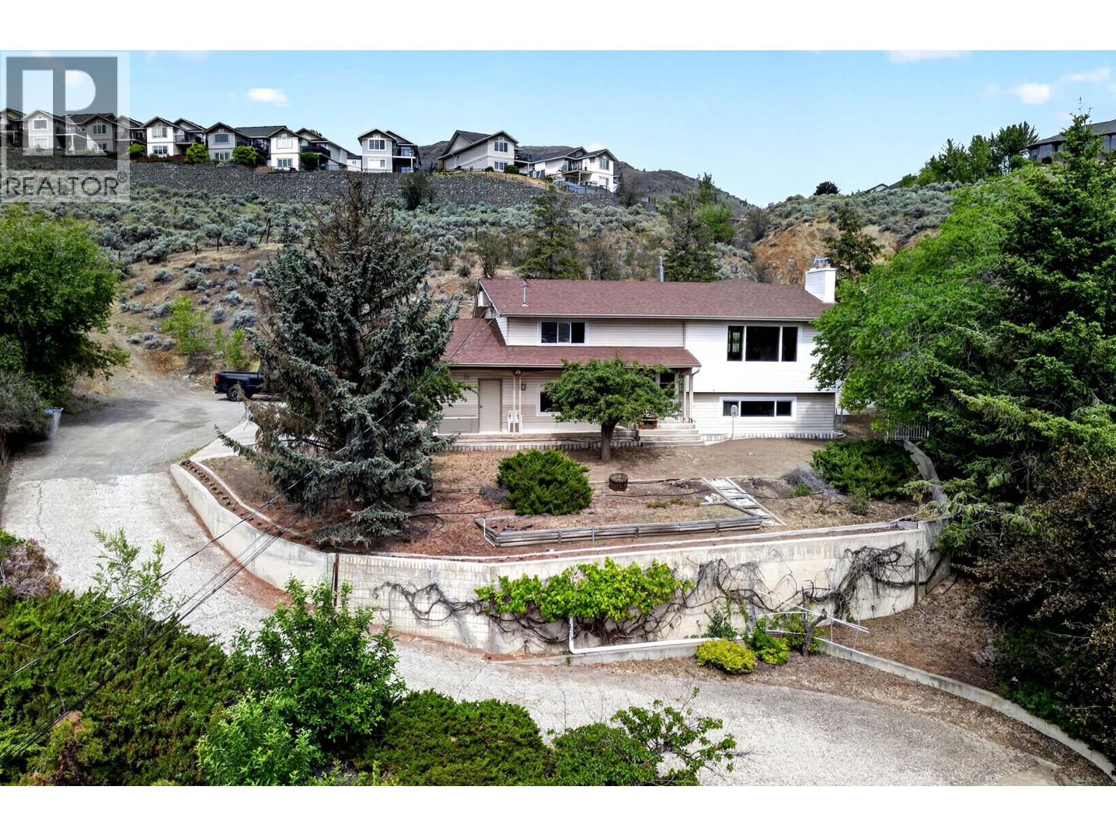 820 ANDERSON Terrace