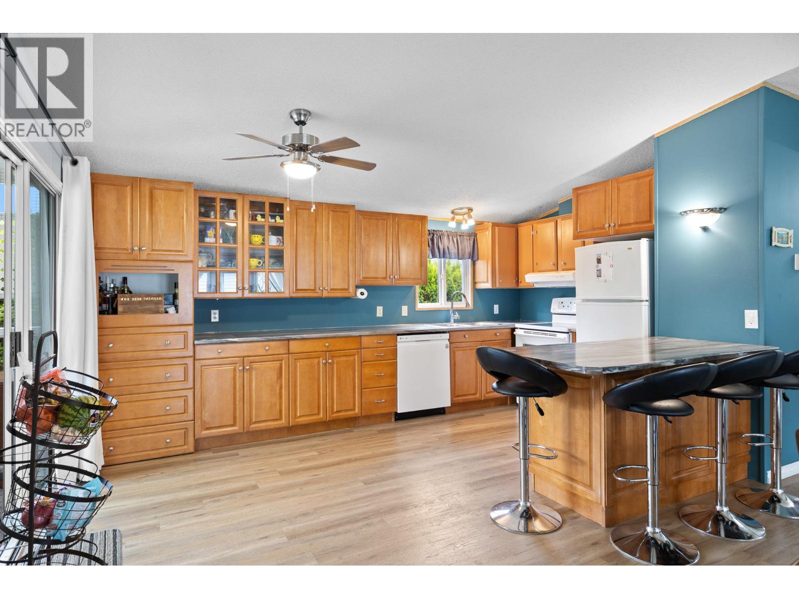 3535 Casorso Road Unit# 62 Property Photo 2