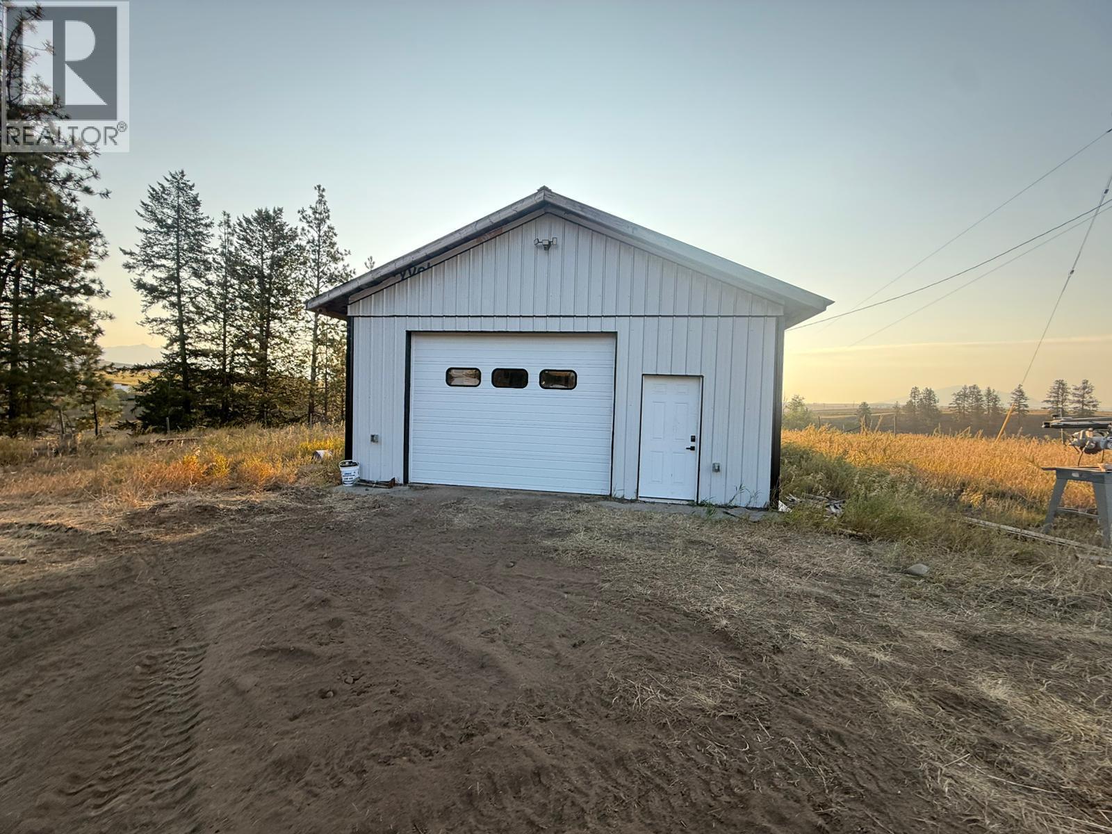 9275 Pighin Road Property Photo 9
