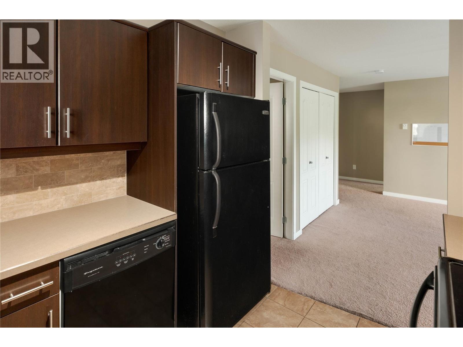 325 Mcintosh Road Unit# 1108 Property Photo 4