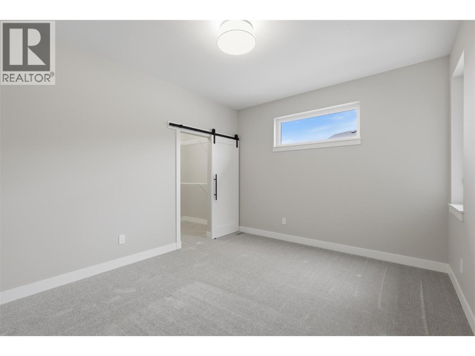 2086 Linfield Drive Property Photo 60