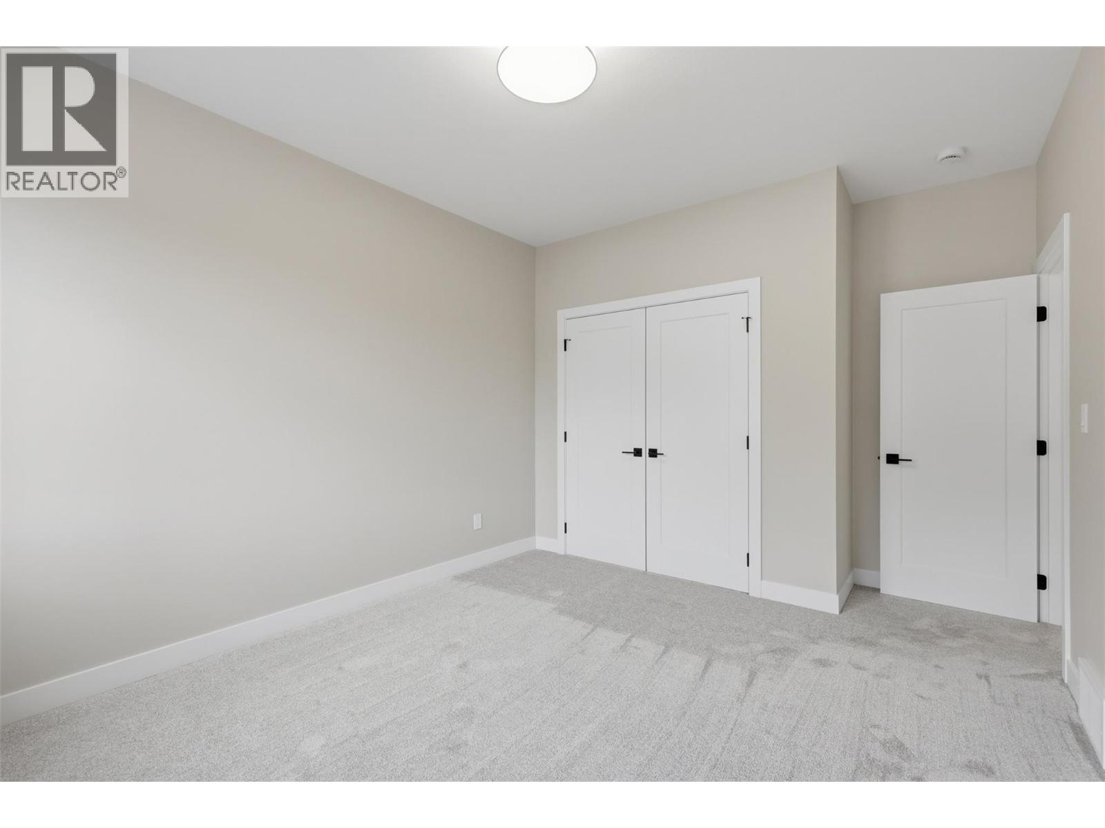 2086 Linfield Drive Property Photo 72