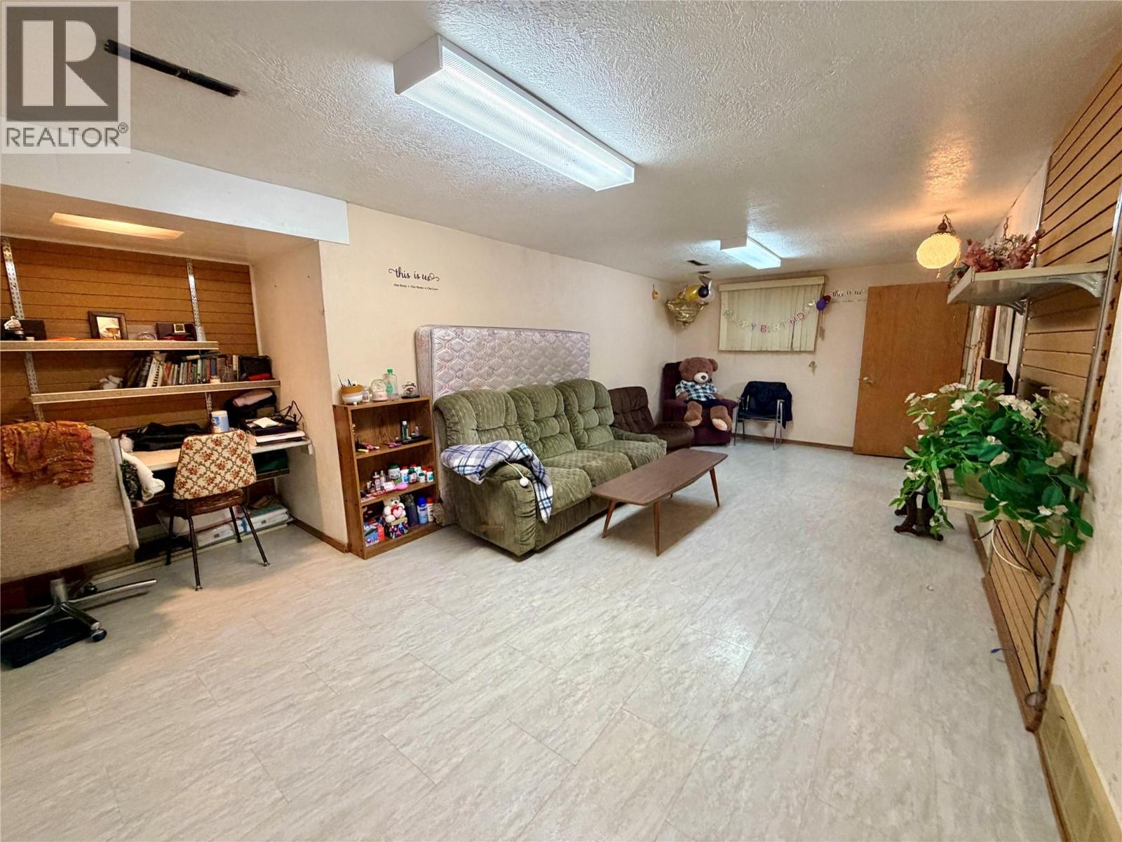 1008 95 Avenue Property Photo 13