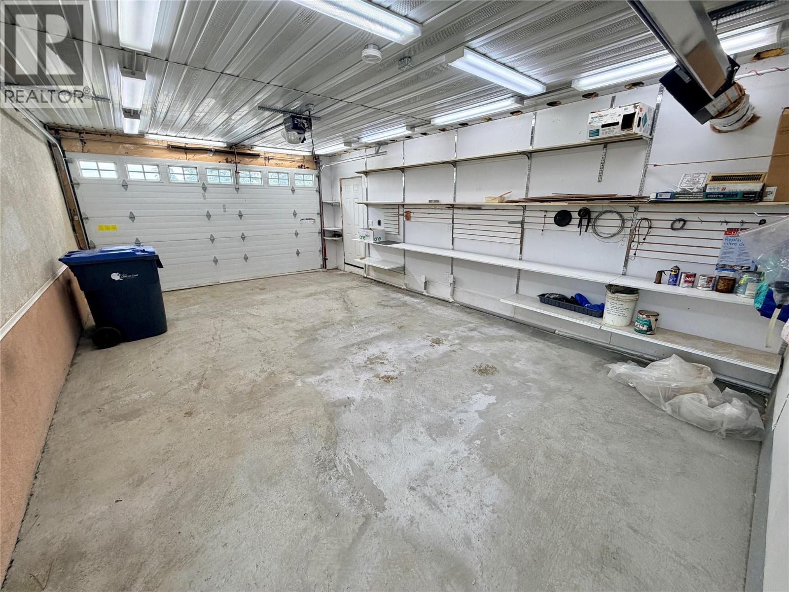 1008 95 Avenue Property Photo 22
