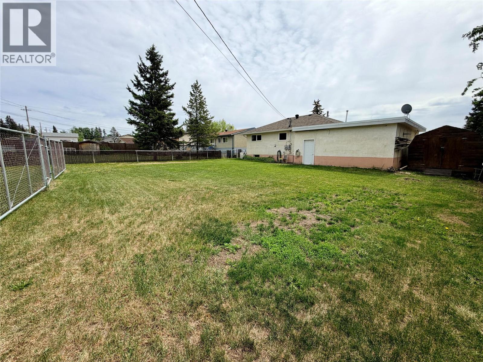 1008 95 Avenue Property Photo 24
